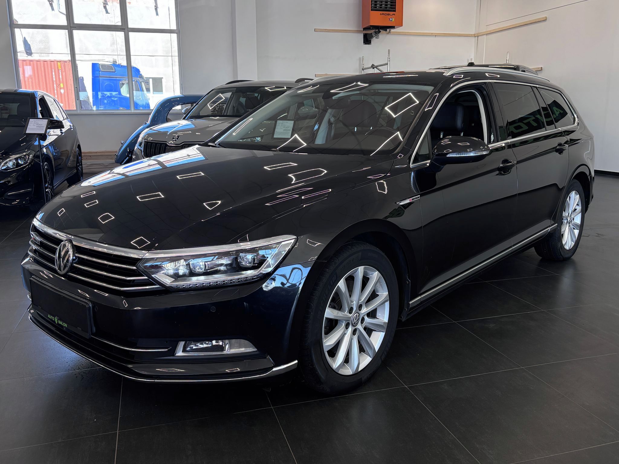 Volkswagen Passat, Highline 2.0TDI 140kW 4x4 DSG - fotka 3