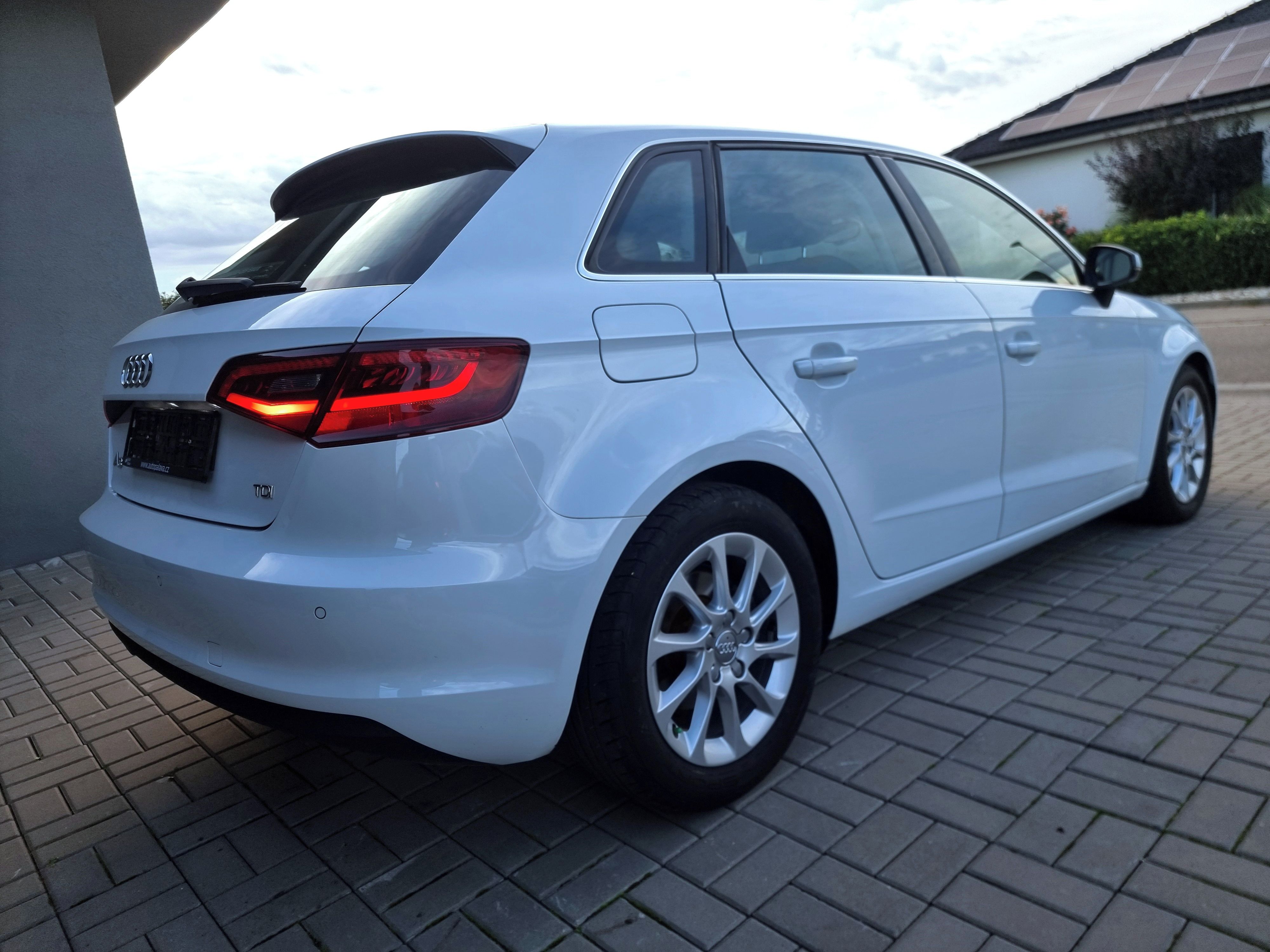 Audi A3, 2.0TDI 110kw | SPORT PAKET - fotka 5