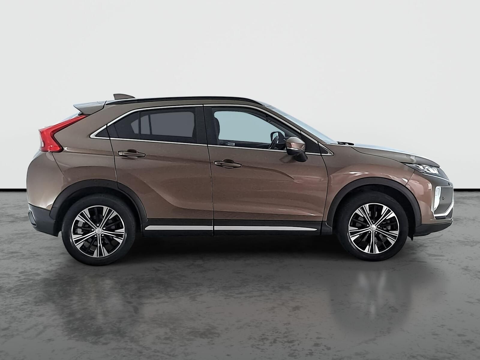 Mitsubishi Eclipse Cross, 1.5 T-MIVEC, Intense, Automat - fotka 6