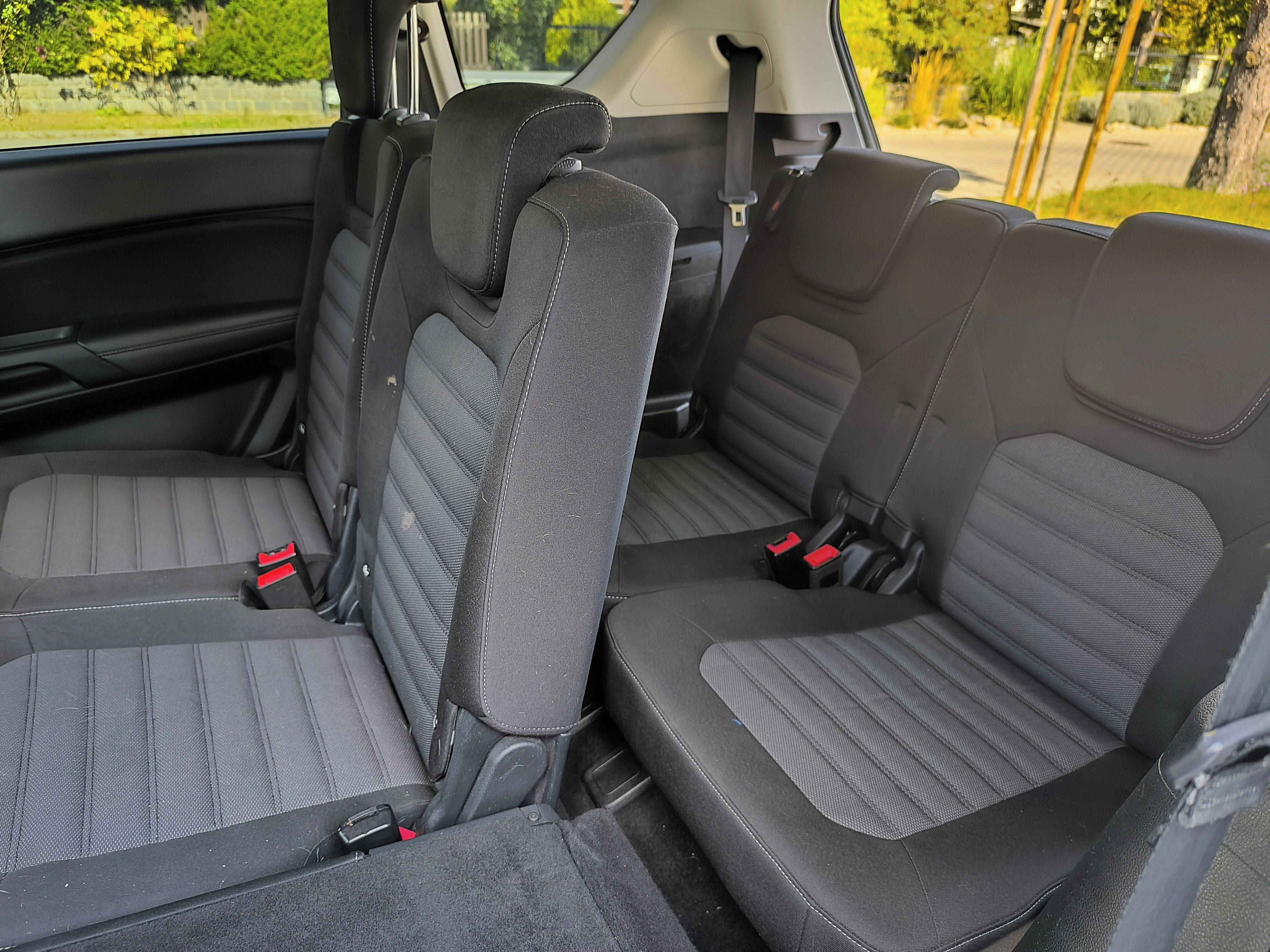 Ford S-MAX, 1,5 Eco Boost 121 kW - 7 míst - fotka 5