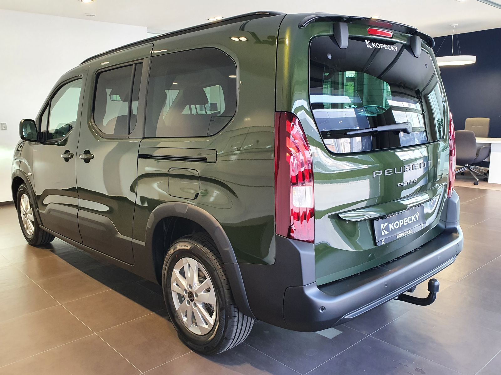 Peugeot Rifter, LONG ALLURE BlueHDi 130 MAN6 - fotka 4