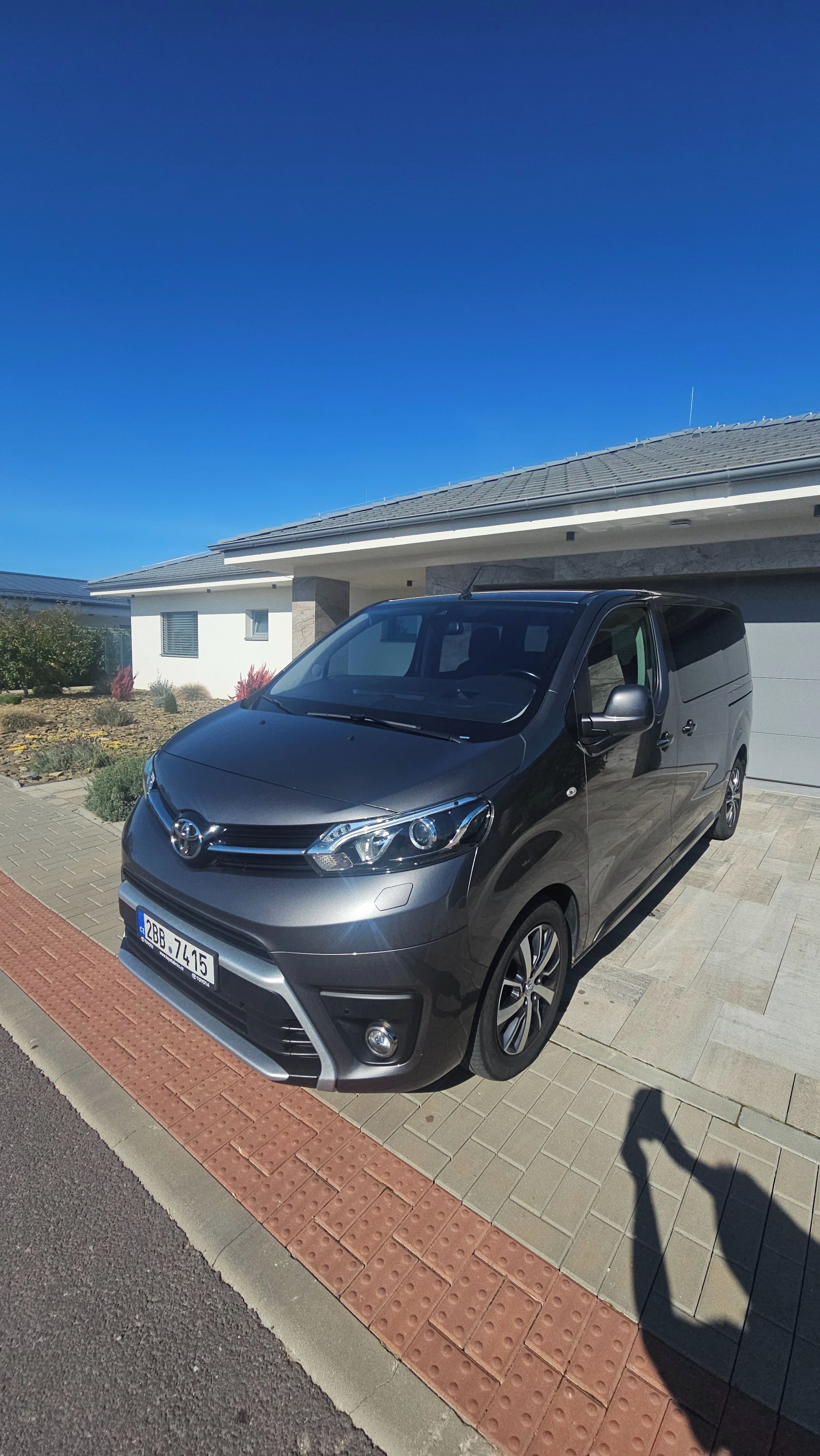 Toyota Proace Verso, 2,0D*130KW*KAMER*8M*CZ*N.TOPEN