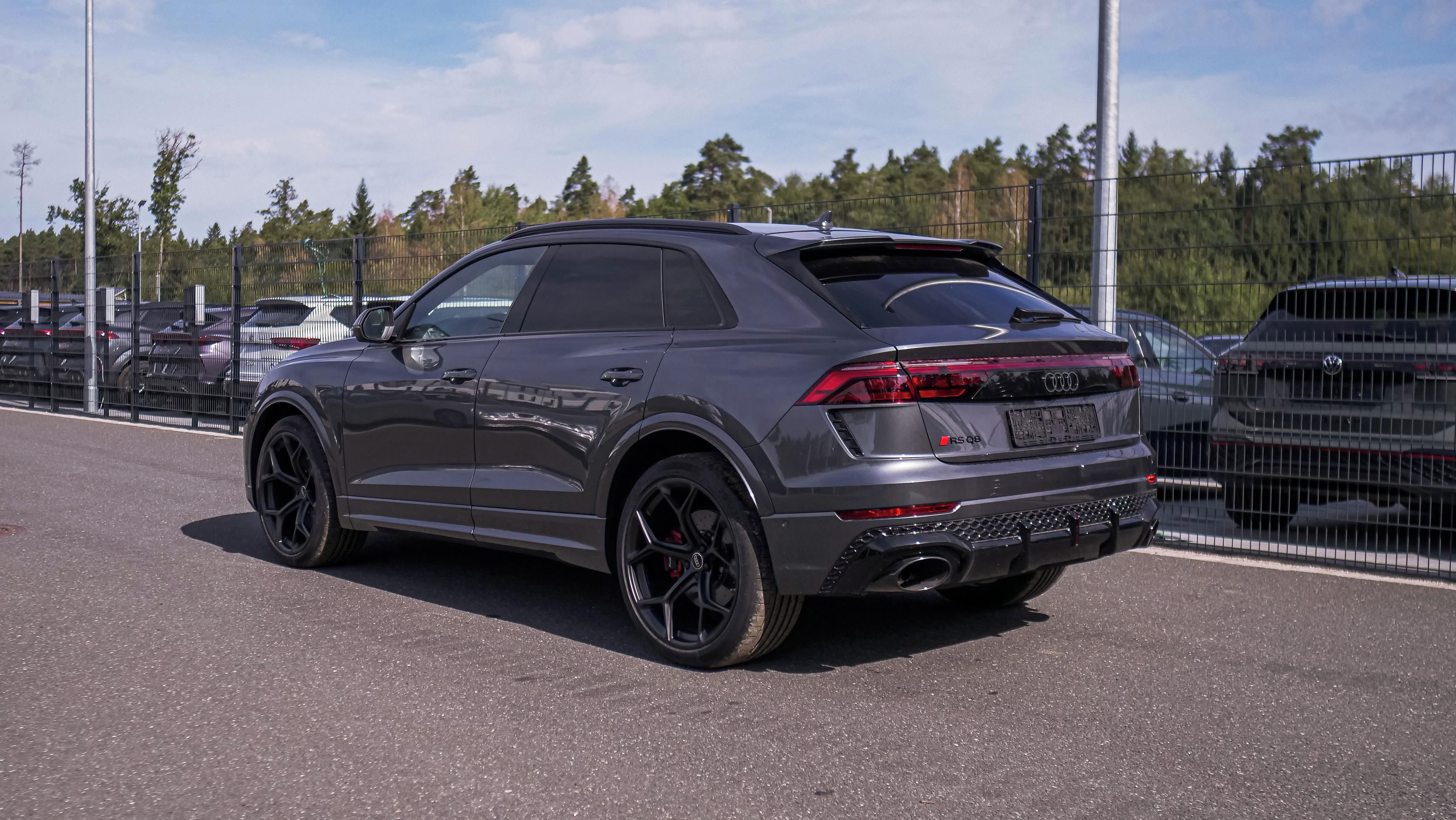 Audi RS Q8, Audi RS Q8 4x4 471 kW (640 PS) - fotka 5