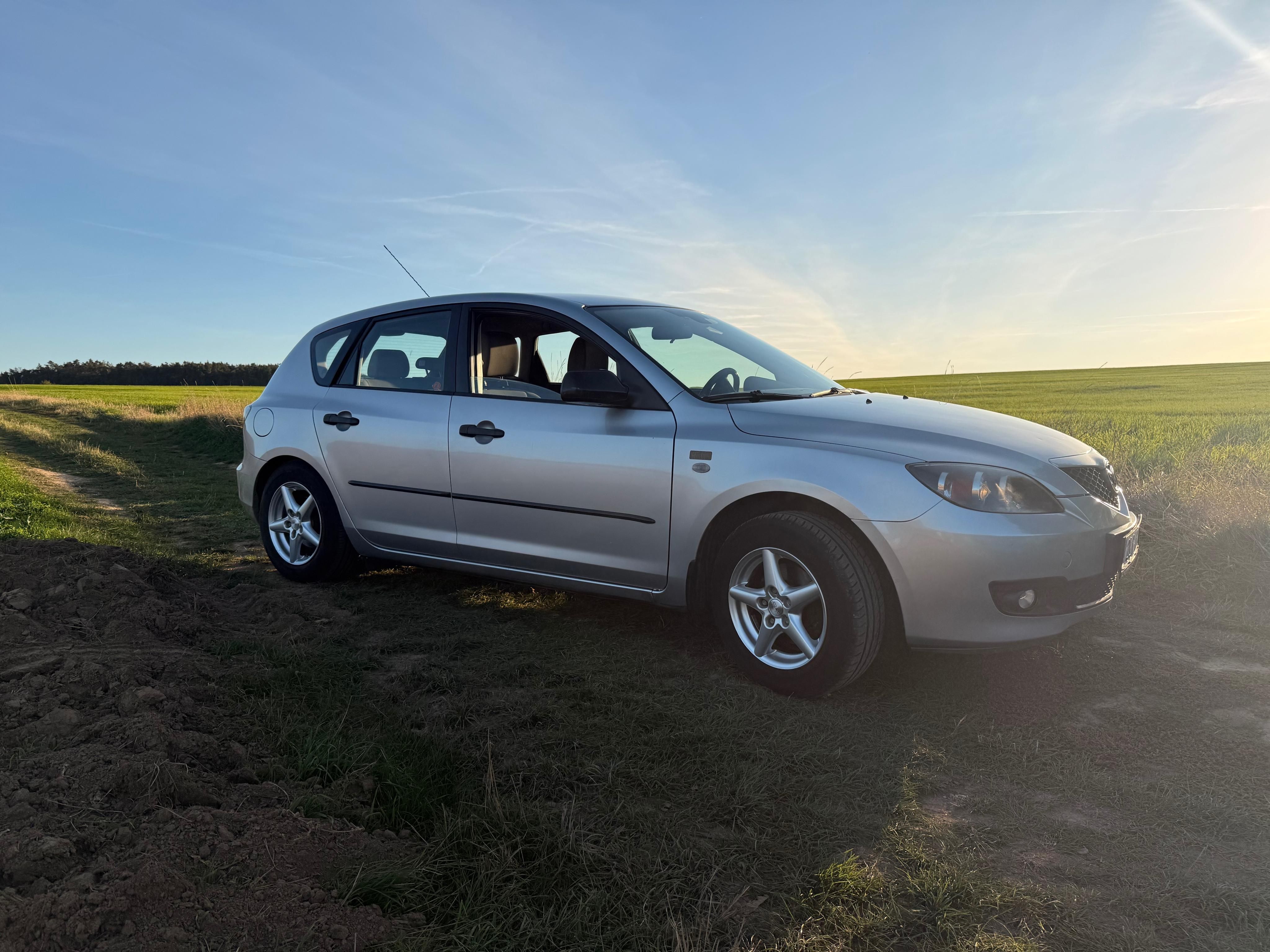 Mazda 3, Mazda 3 – 1.4i 90 000 Km - fotka 5
