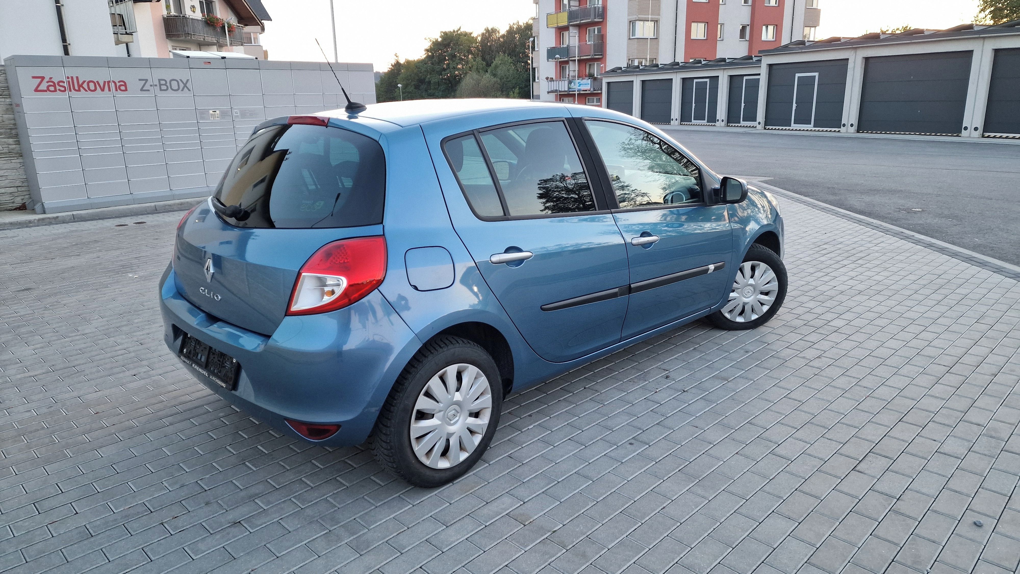 Renault Clio, 4,1 l na 100Km  1,5DCi 55Kw - fotka 3