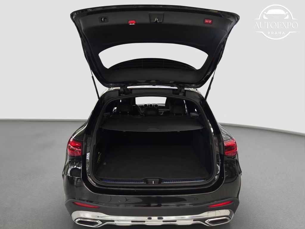 Mercedes-Benz GLC, 300d 4M* AMG*AHK*DISTRONIC* - fotka 6