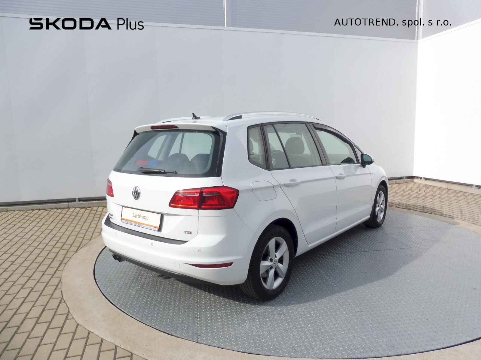 Volkswagen Golf Sportsvan, Comfort Edition 1,4 TSI 92kW - fotka 2