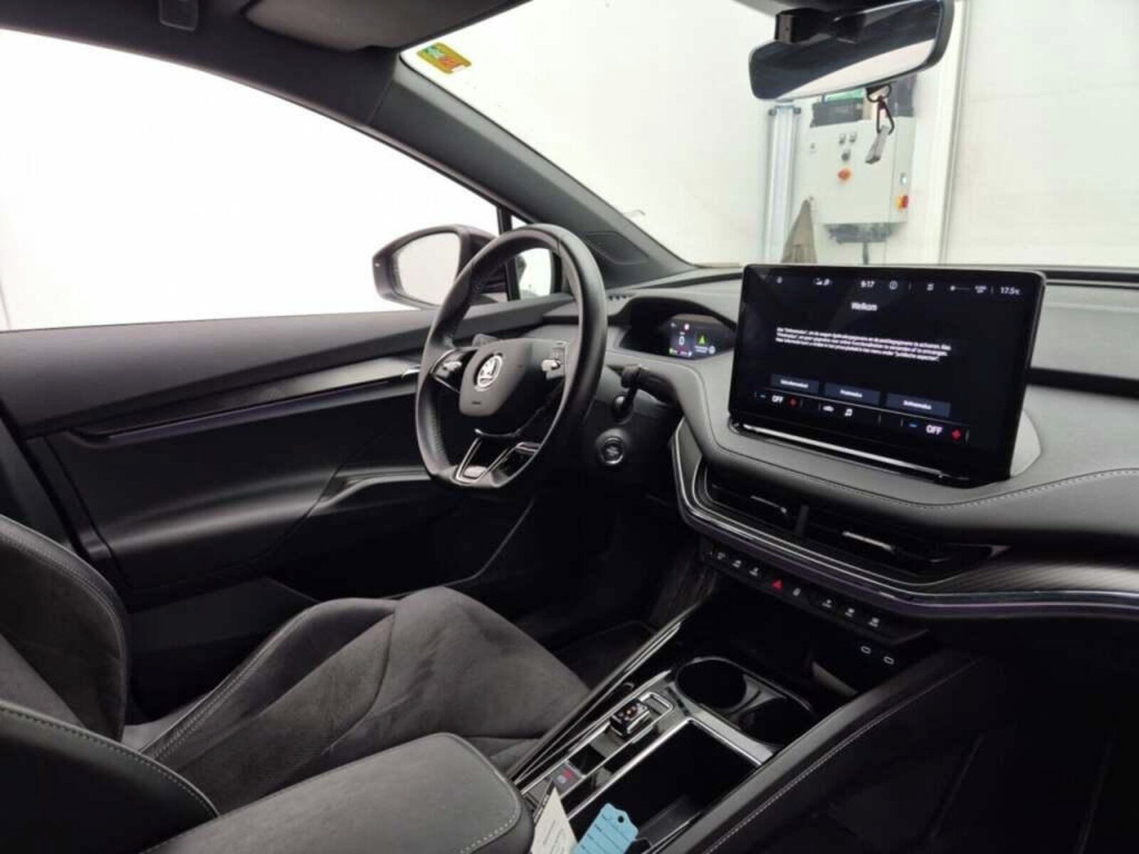 Škoda Enyaq, iV 80 (82 kWh), SoH 96% - fotka 3