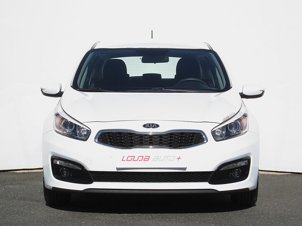 Kia Cee´d, 1.4 MPI 74 kW - fotka 4