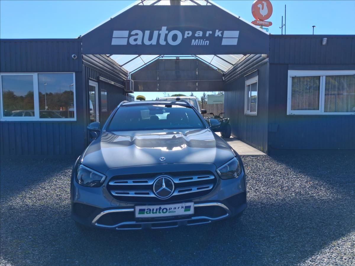 Mercedes-Benz Třídy E, 2,0 ALLTERRAIN,143 kw,DPH, CZ - fotka 2
