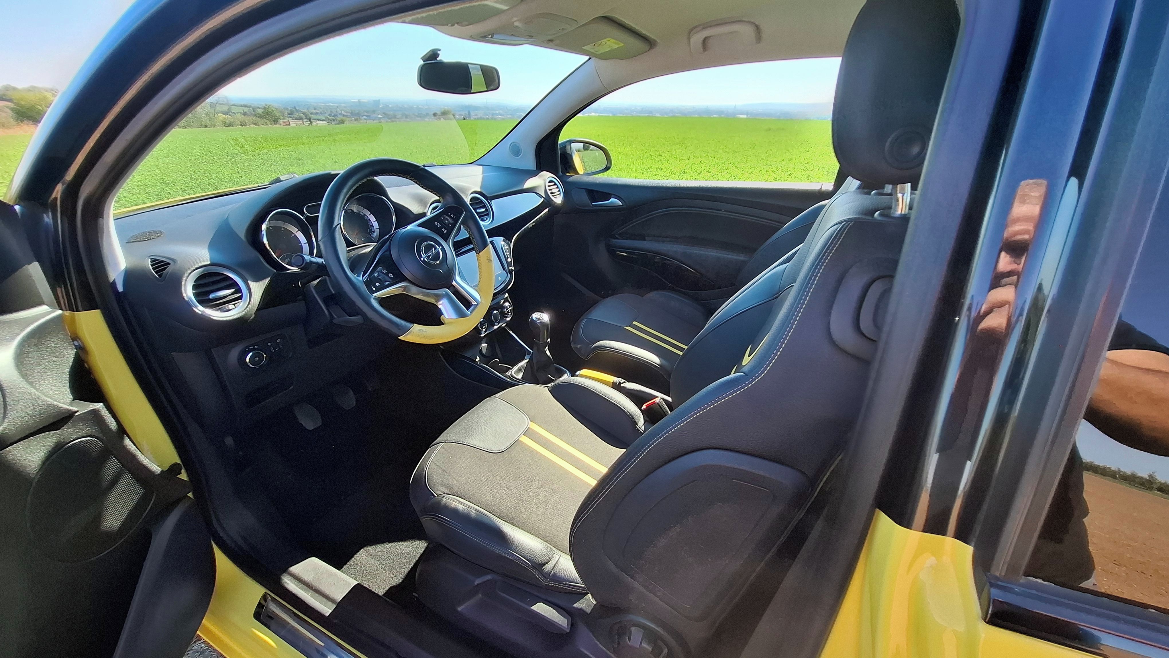 Opel Adam - fotka 5