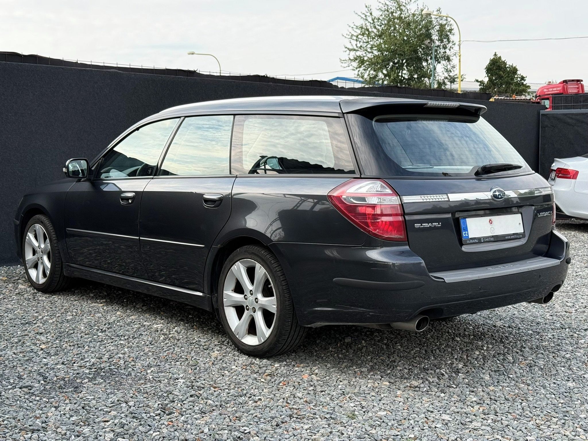 Subaru Legacy, 2.0i 110kW 4x4 AT | ČR, 2.maj - fotka 6