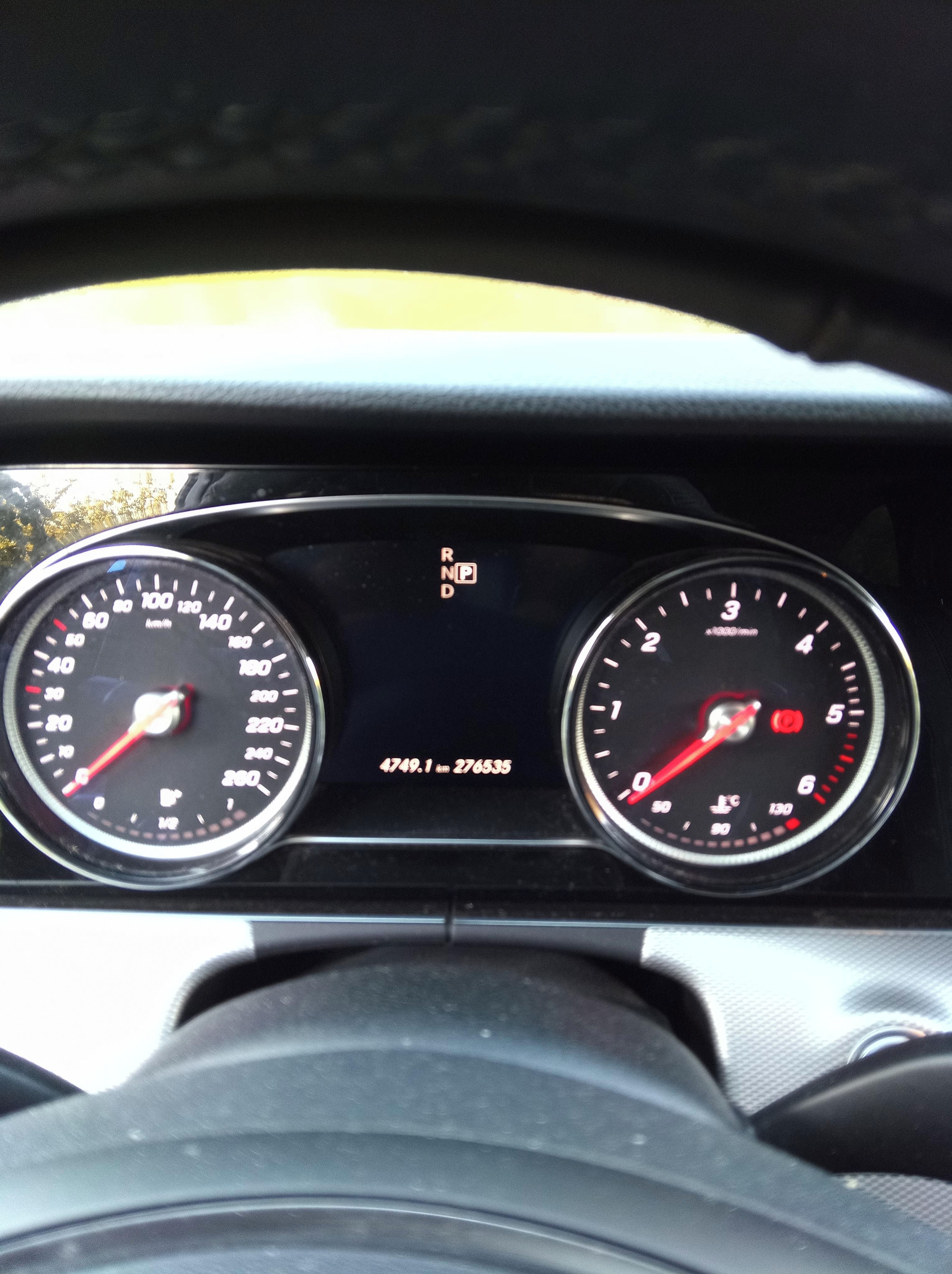 Mercedes-Benz Třídy E, 2.2 cdi - fotka 6