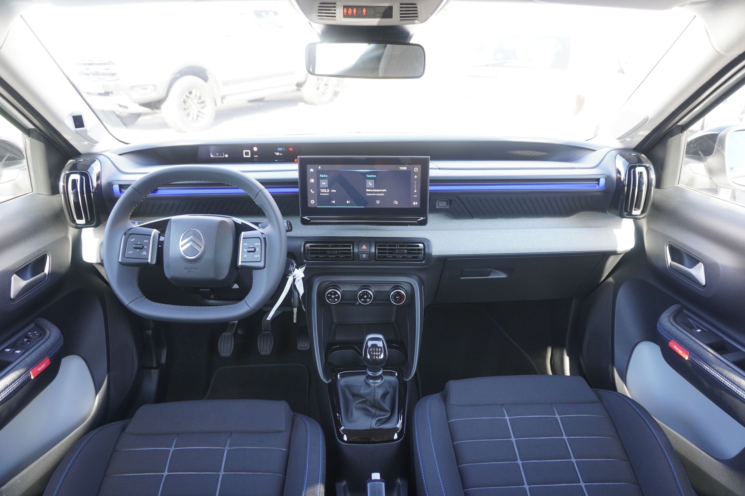 Citroën C3, PLUS Turbo 100 MAN6 - fotka 4