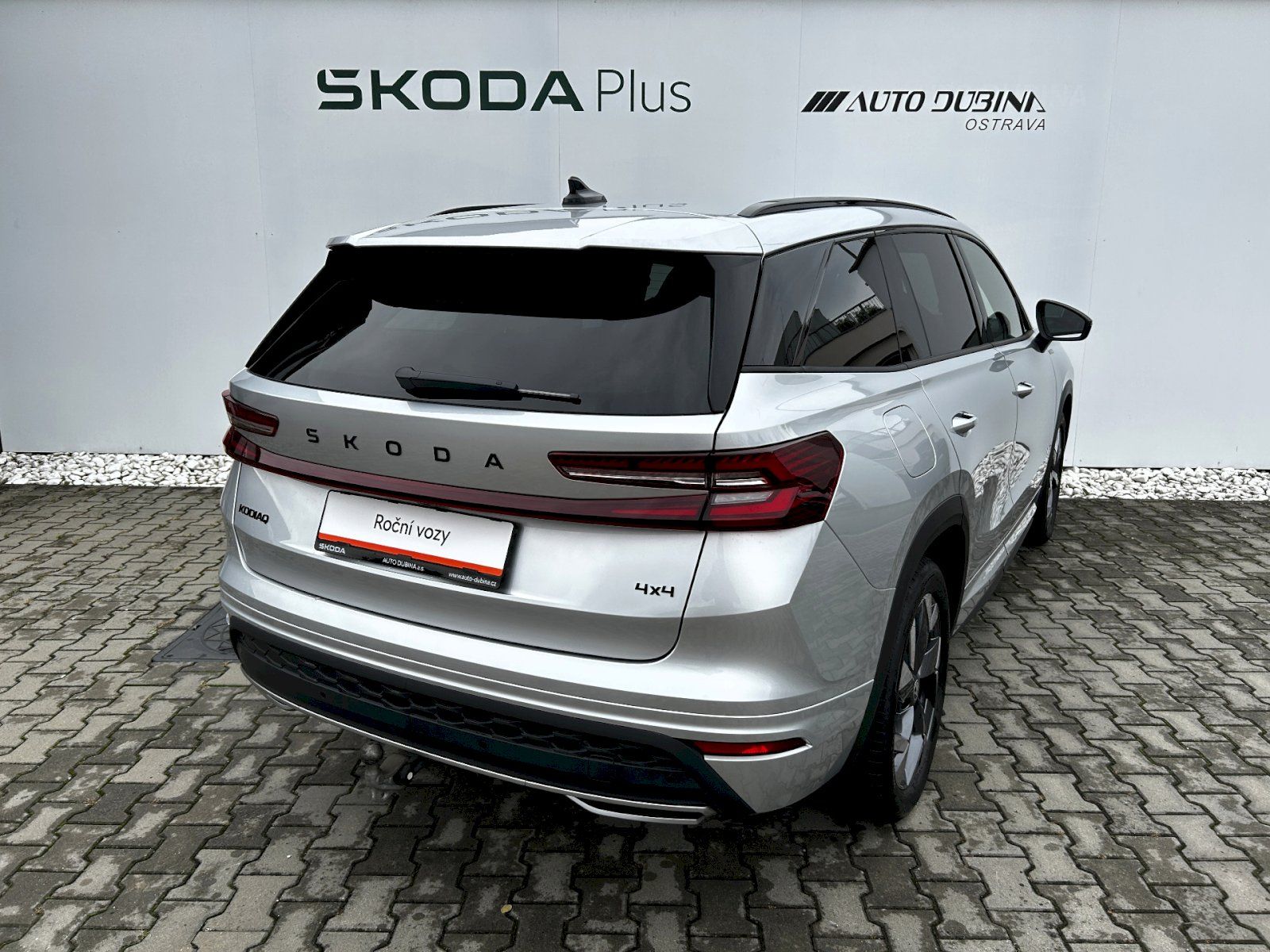 Škoda Kodiaq, 2.0 TDI 142kW 4x4 DSG Sportlin - fotka 2