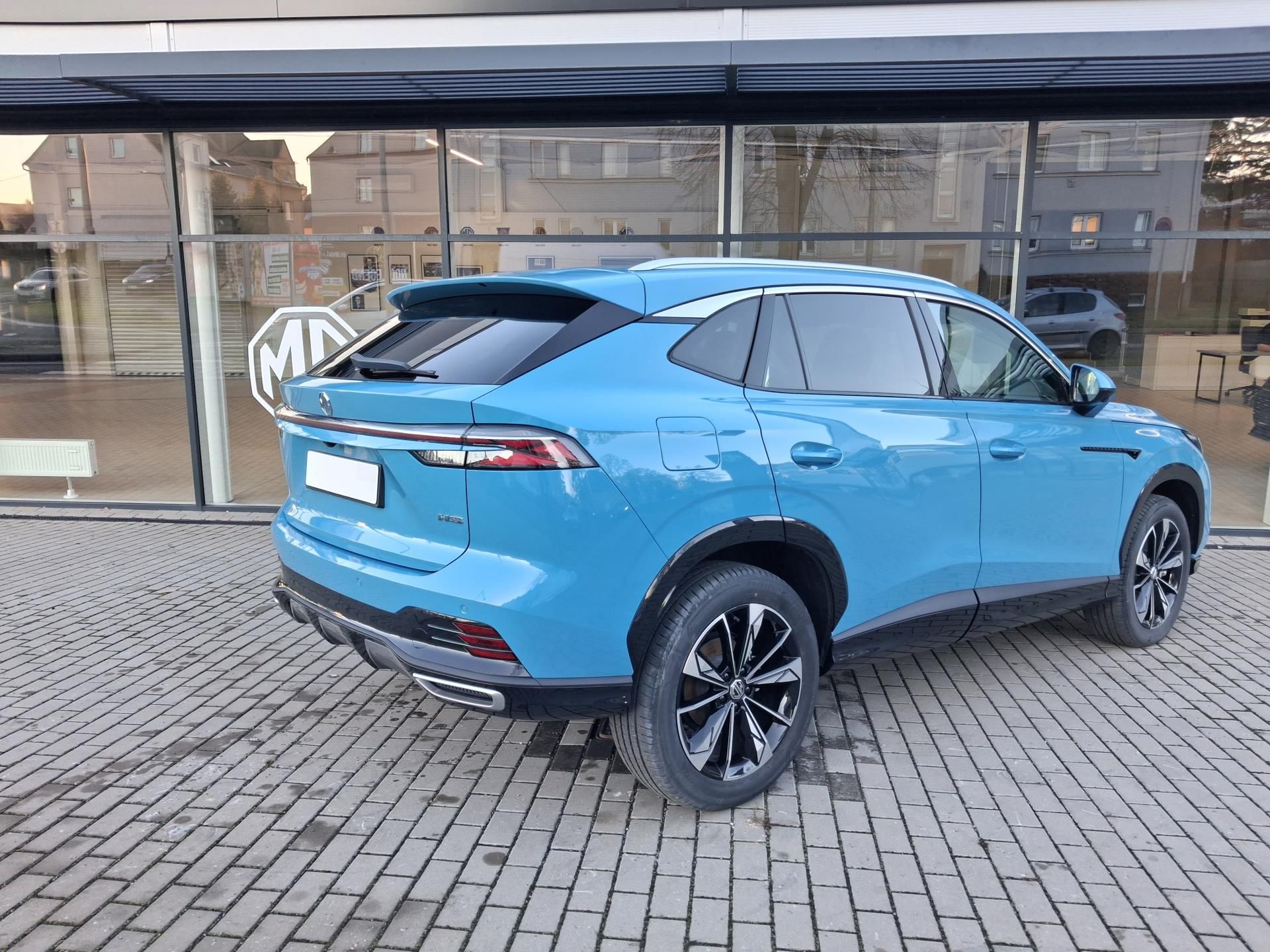 MG HS, EMOTION PHEV 200kW 4×2 3AT - fotka 4