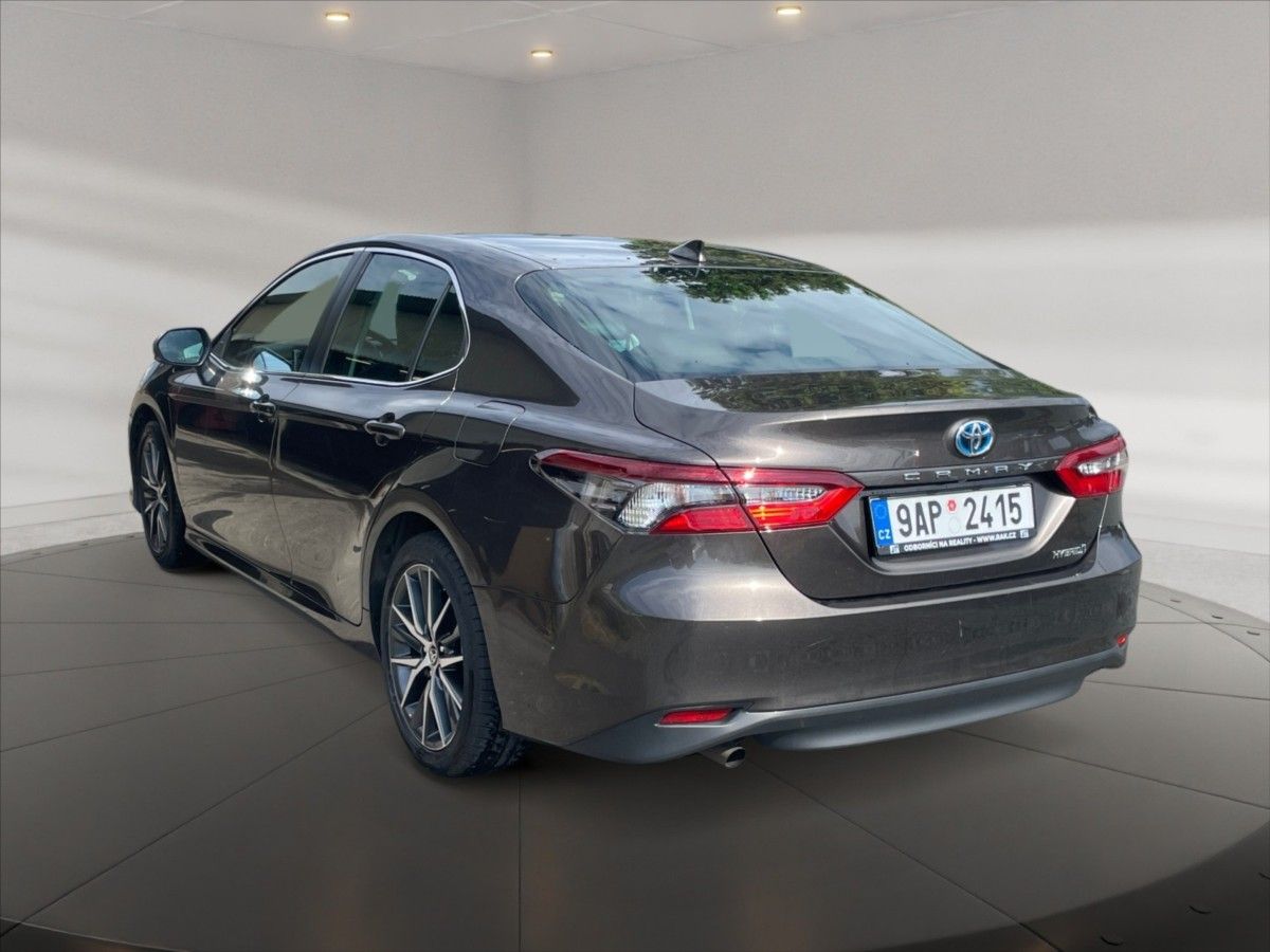 Toyota Camry, 2,5 Hybrid Prestige AT - fotka 4