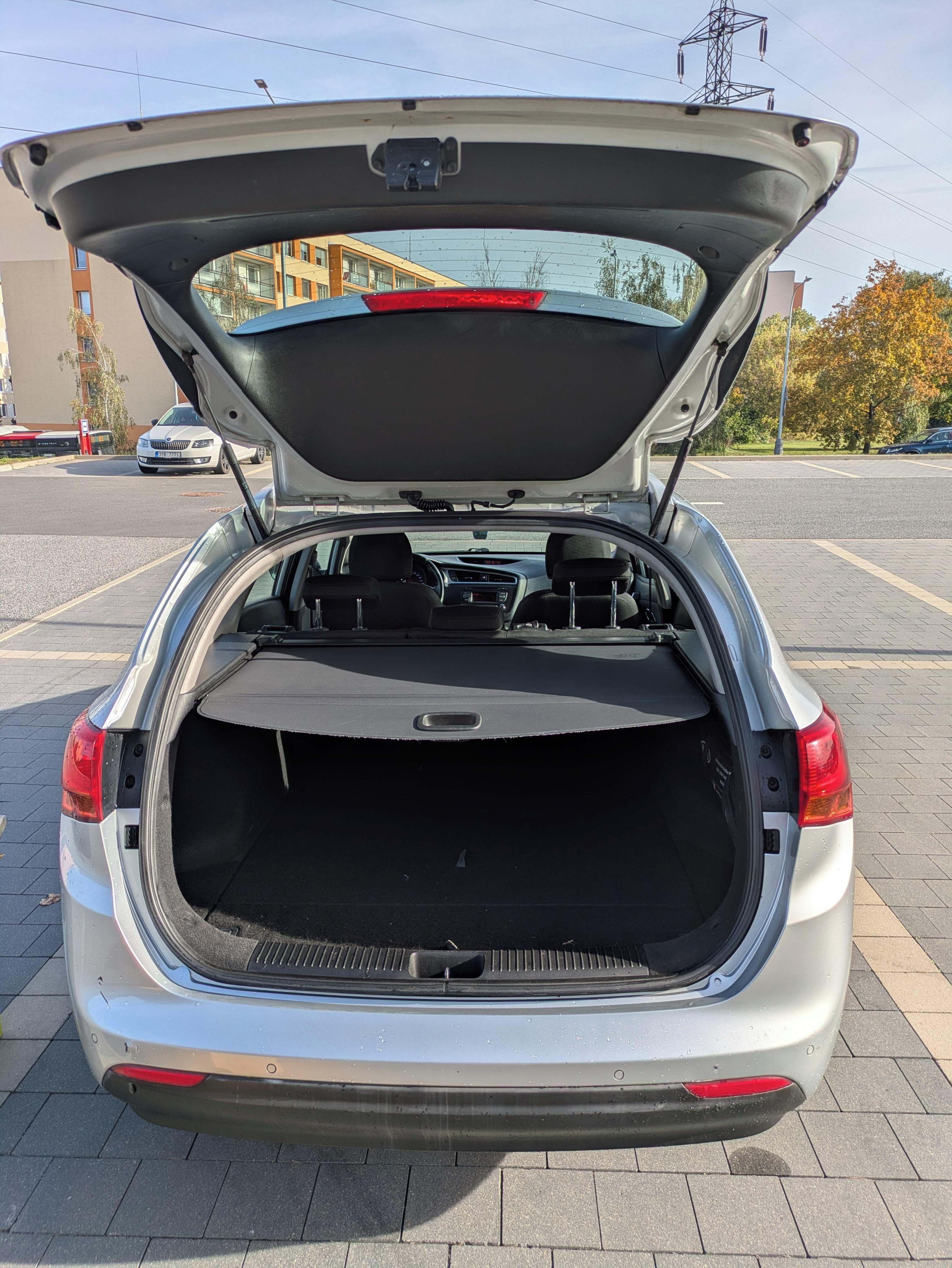 Kia Cee´d, Kia Cee'd kombi, 1,4crdi 2.maj - fotka 5
