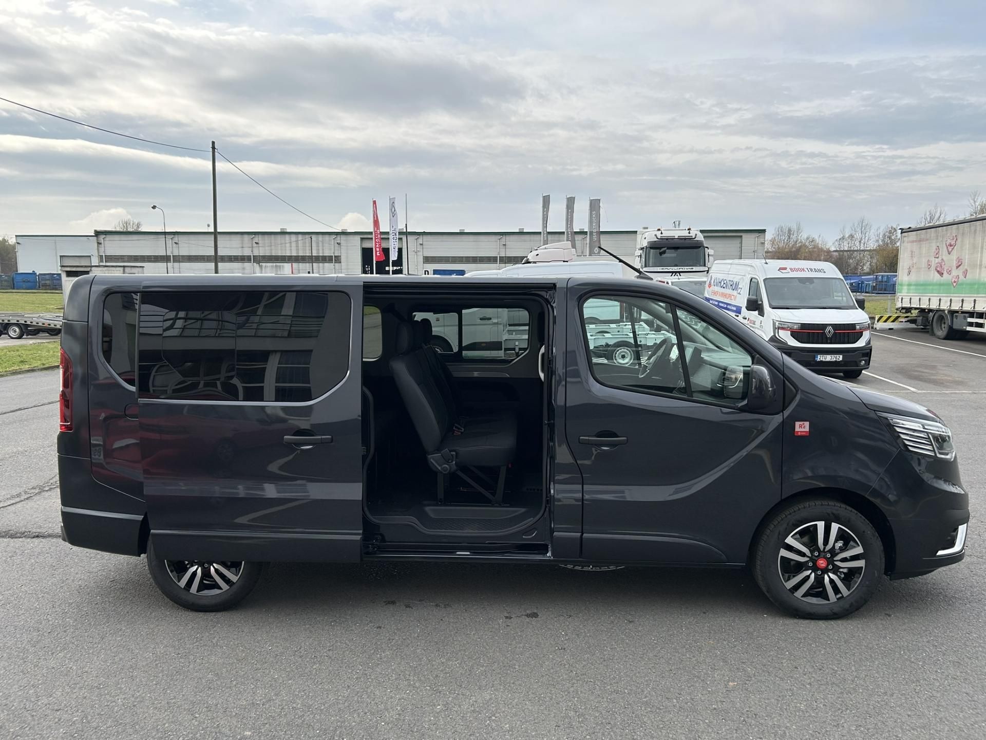 Renault Trafic, COMBI L2H1 170k AT9 RED 8 MÍST - fotka 4