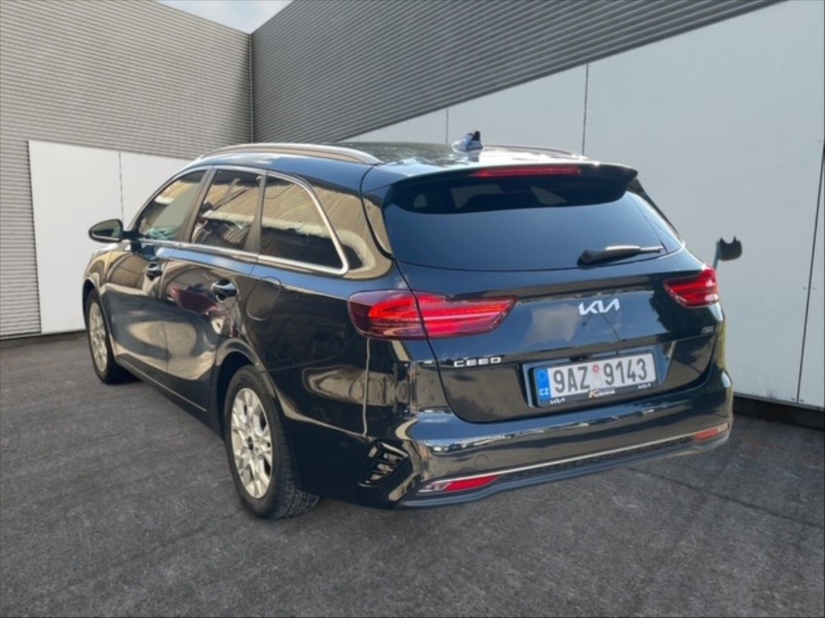 Kia Cee´d, 1,0 T-GDI 88 Top - fotka 4