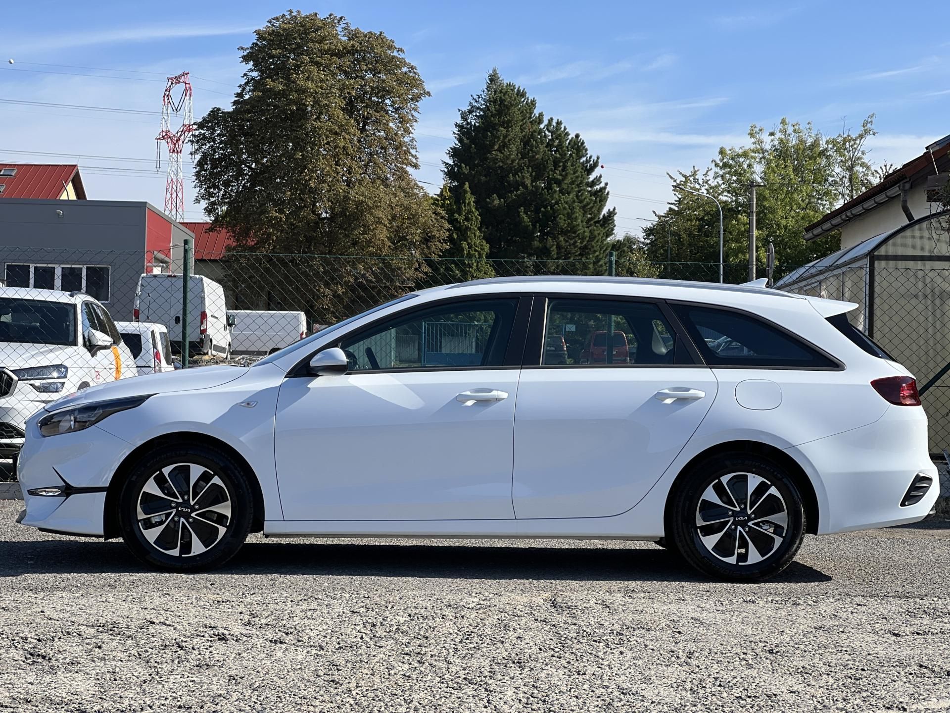Kia Cee´d SW, 1.5T-GDi GPF 7DCT SPIN odp.DPH - fotka 4