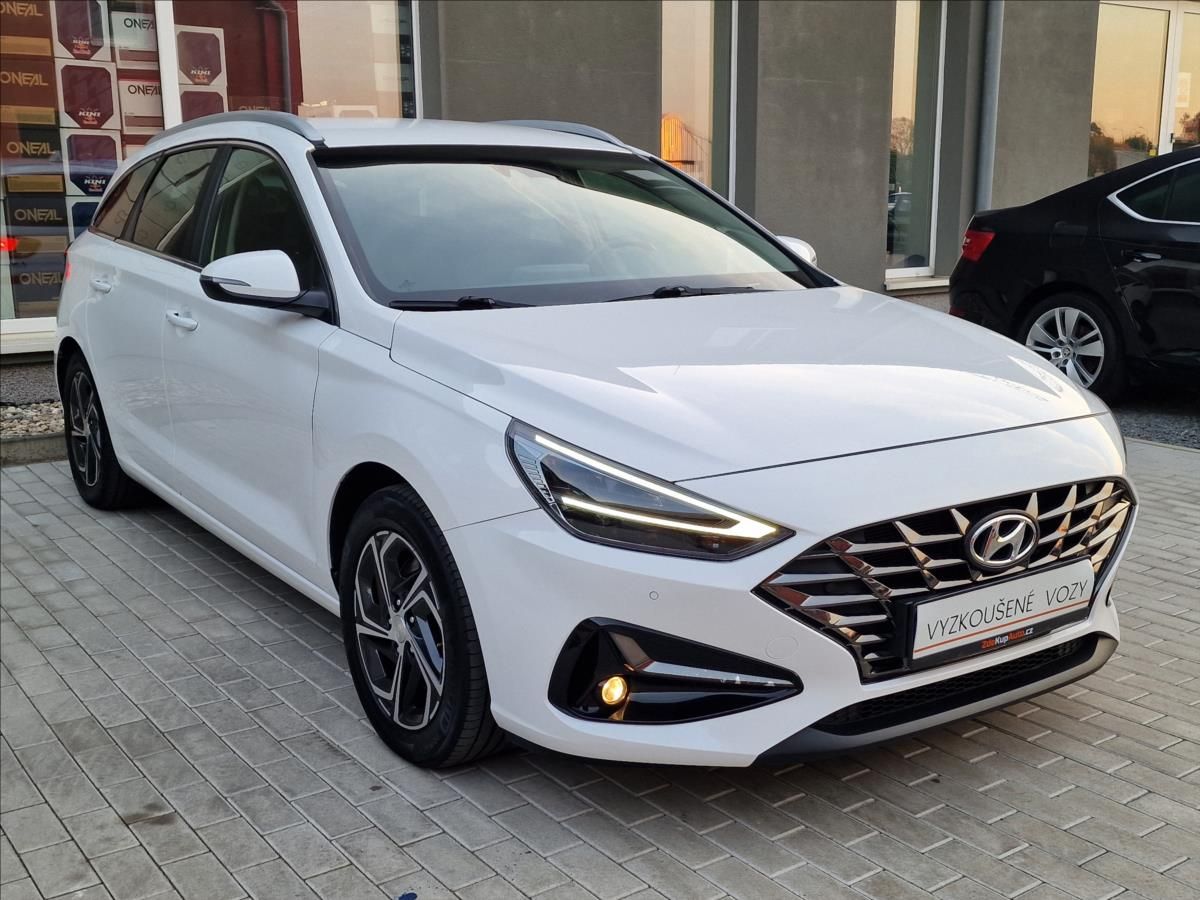 Hyundai i30, 1.0 T-Gdi Smart Kombi,ČR,1Maj - fotka 3