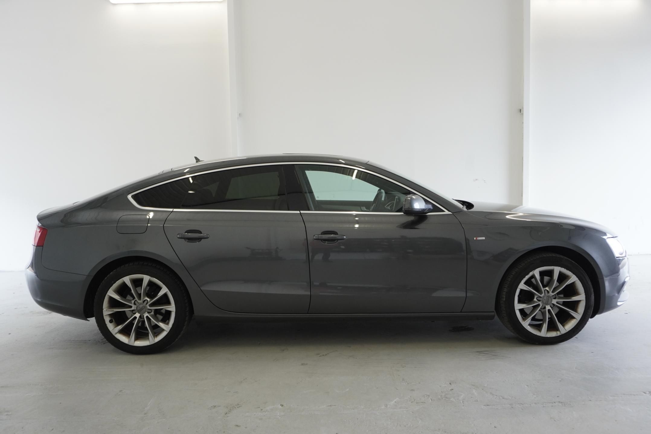 Audi A5, 2,0 TDI S-LINE AUTOMAT - fotka 4