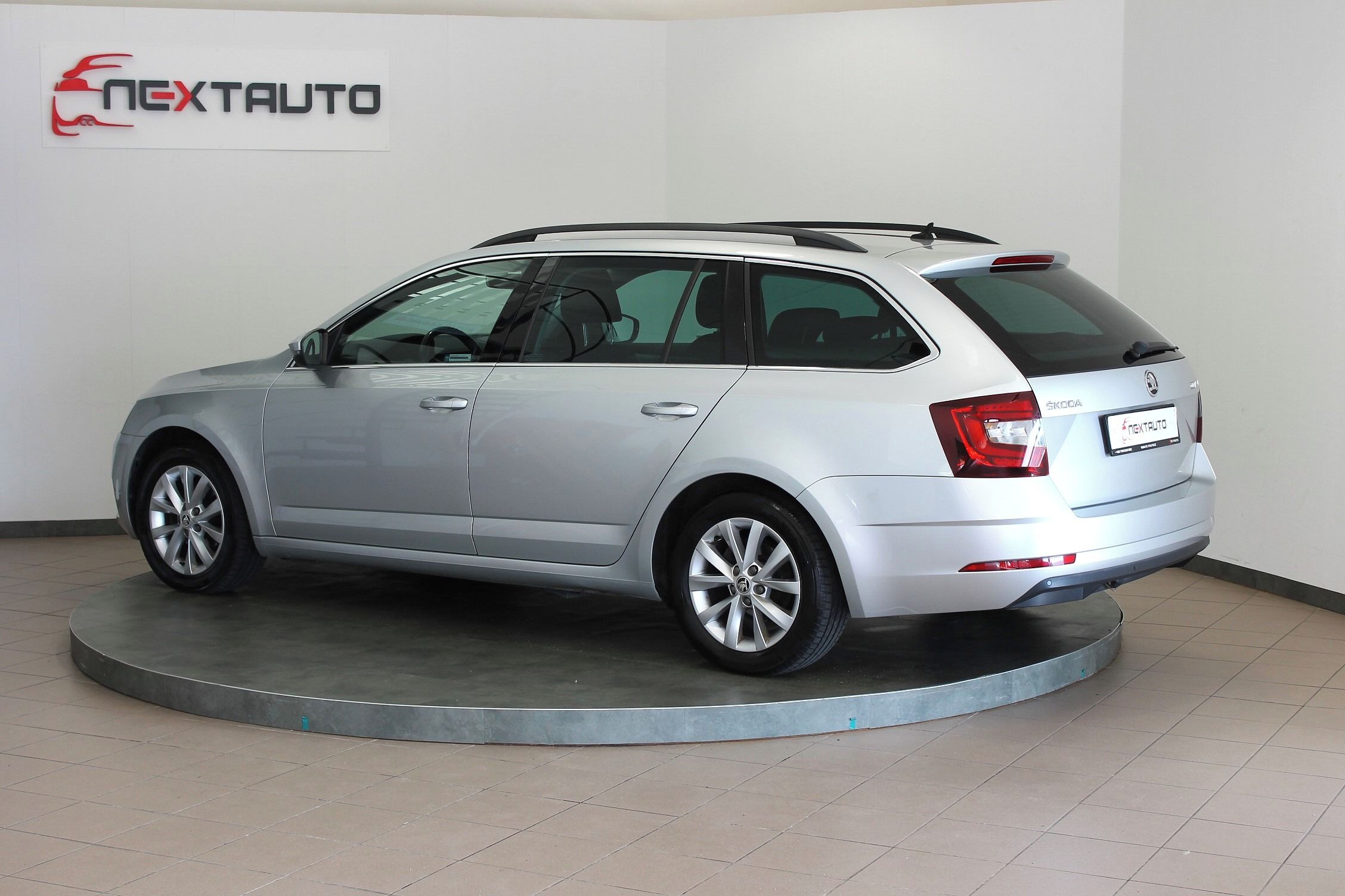 Škoda Octavia, 1.6 TDI 85kW STYLE, TAŽNÉ, ČR - fotka 3