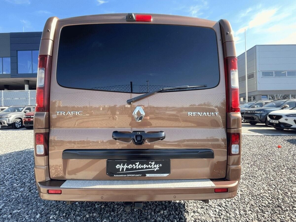 Renault Trafic, 1.6 dCi,SpaceClass,7Míst,107kW - fotka 4