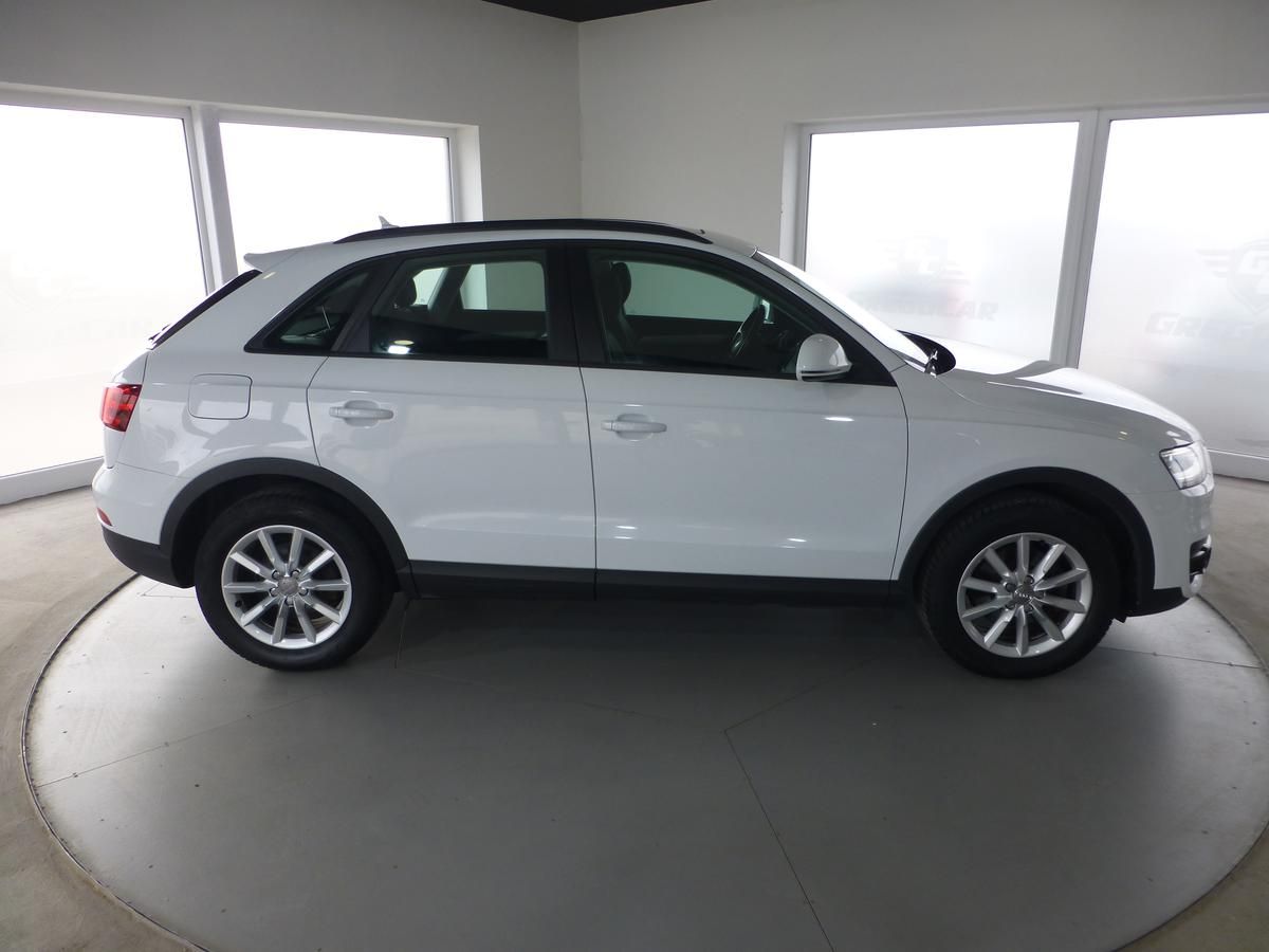 Audi Q3, 2,0TSI-125KW*NAVI**PANORAM*4X4 - fotka 5