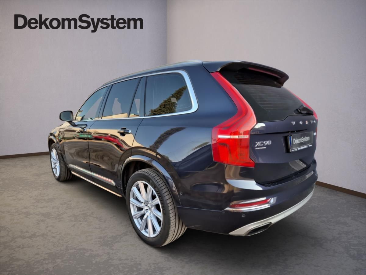 Volvo XC90, 2,0 D5 AWD Inscription Auto - fotka 4
