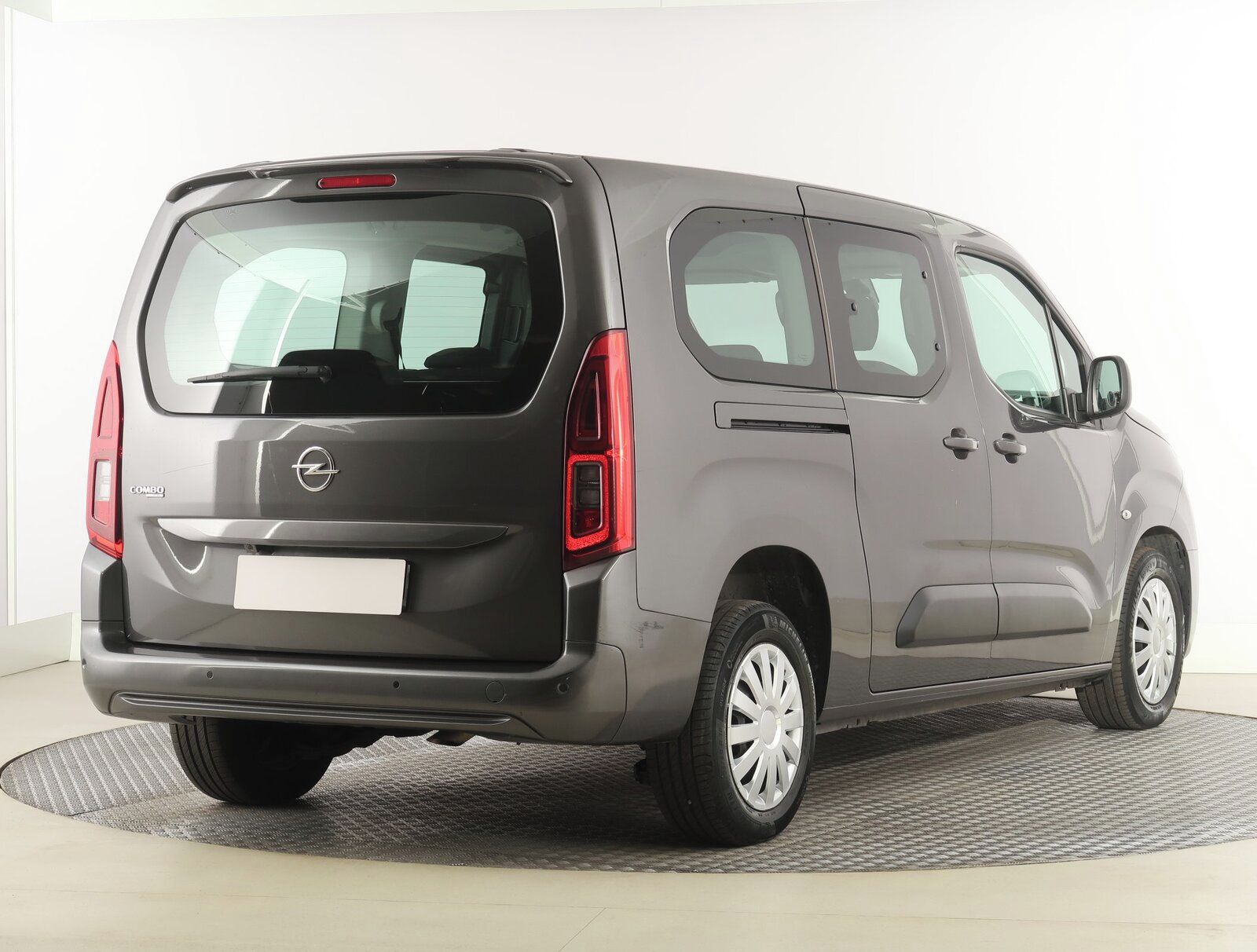 Opel Combo, 1.2 Turbo, Edition, 7Míst - fotka 5