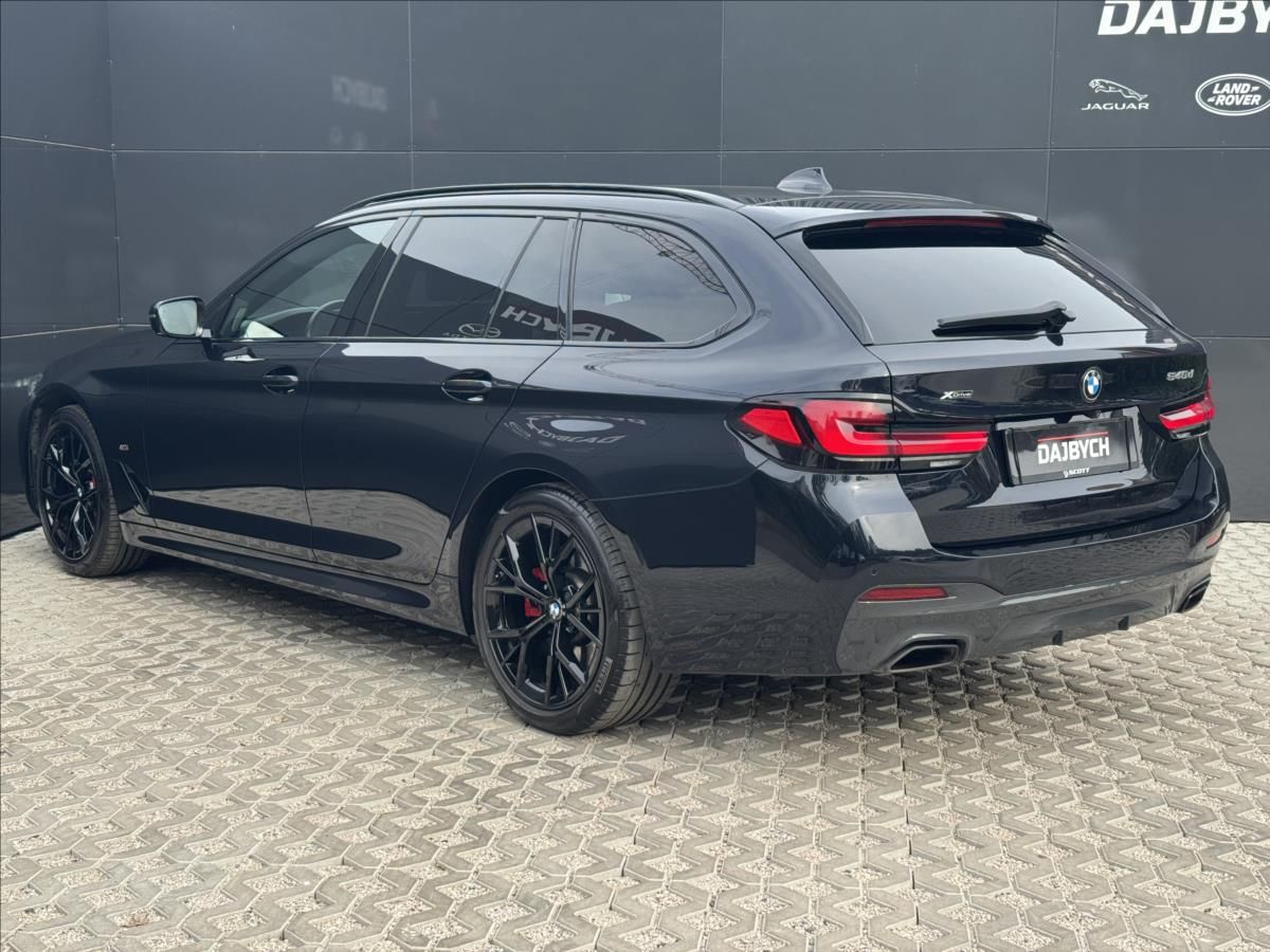 BMW Řada 5, 3,0 540d xDrive M-Packet ČR DP - fotka 6