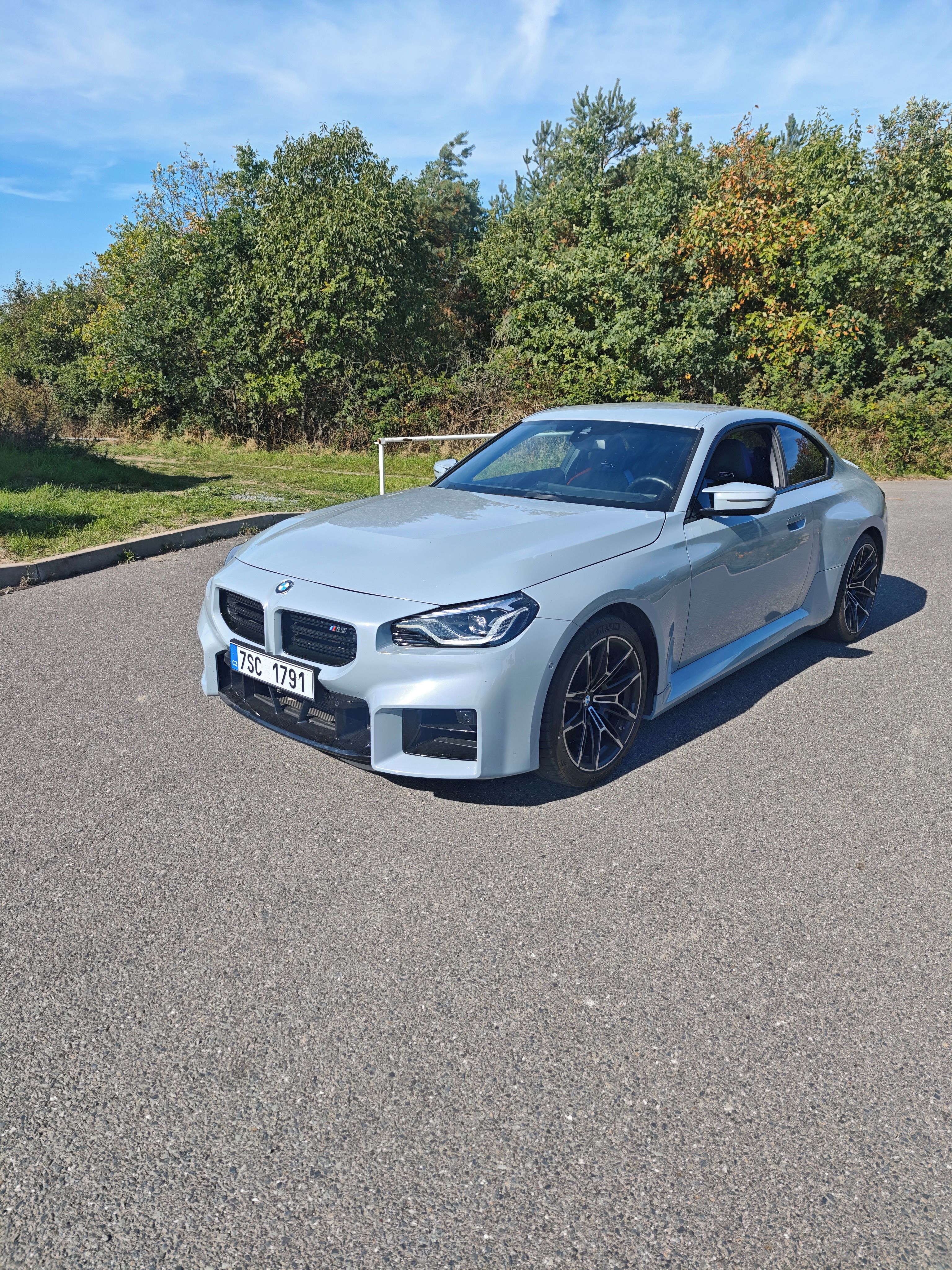 BMW M2, Prodám BMW M2 338kw 2024r.v. - fotka 2