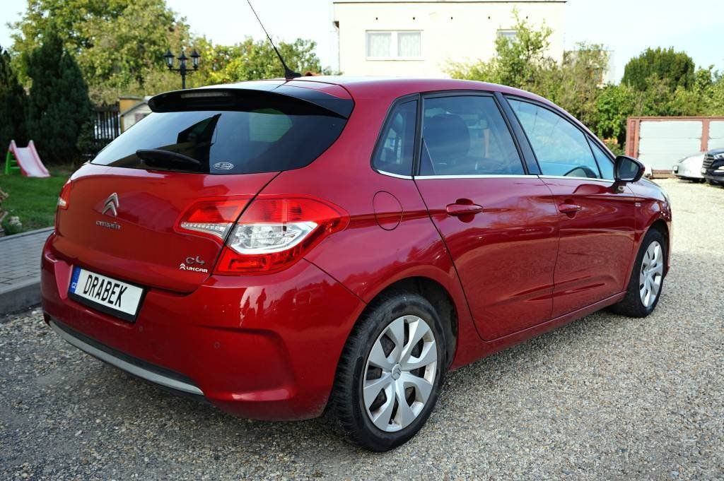 Citroën C4, 1,6 VTI 88 kW - fotka 4