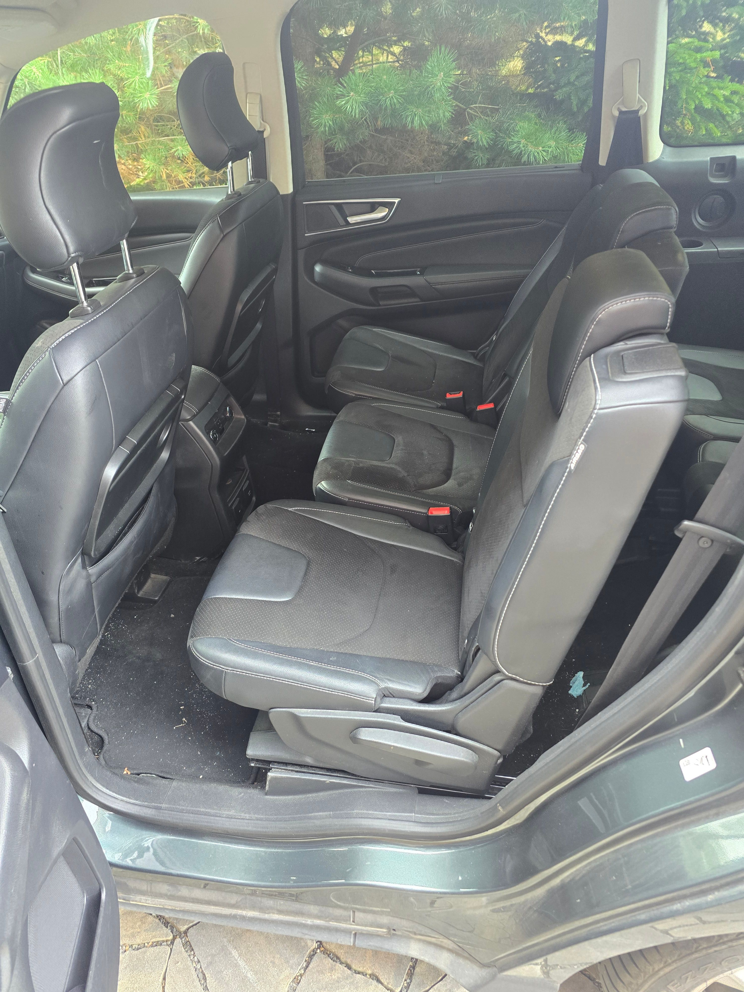 Ford Galaxy, 2.0 TDCi 110 kW 7 MÍST - fotka 5