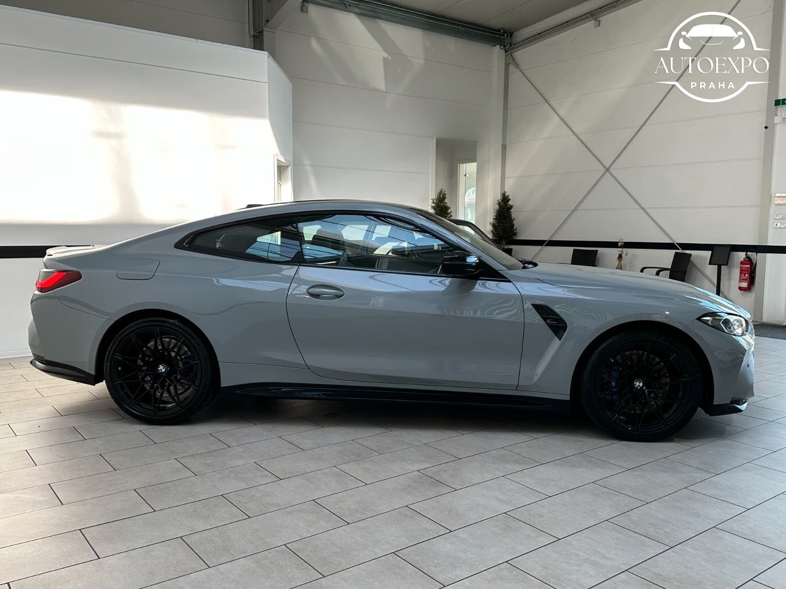 BMW M4, Competition xDrive - fotka 4