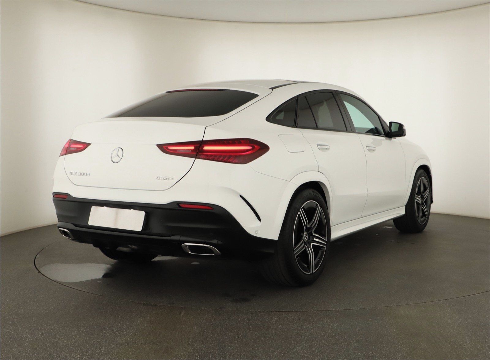 Mercedes-Benz GLE, Coupe 300 d 4MATIC, AMG - fotka 5