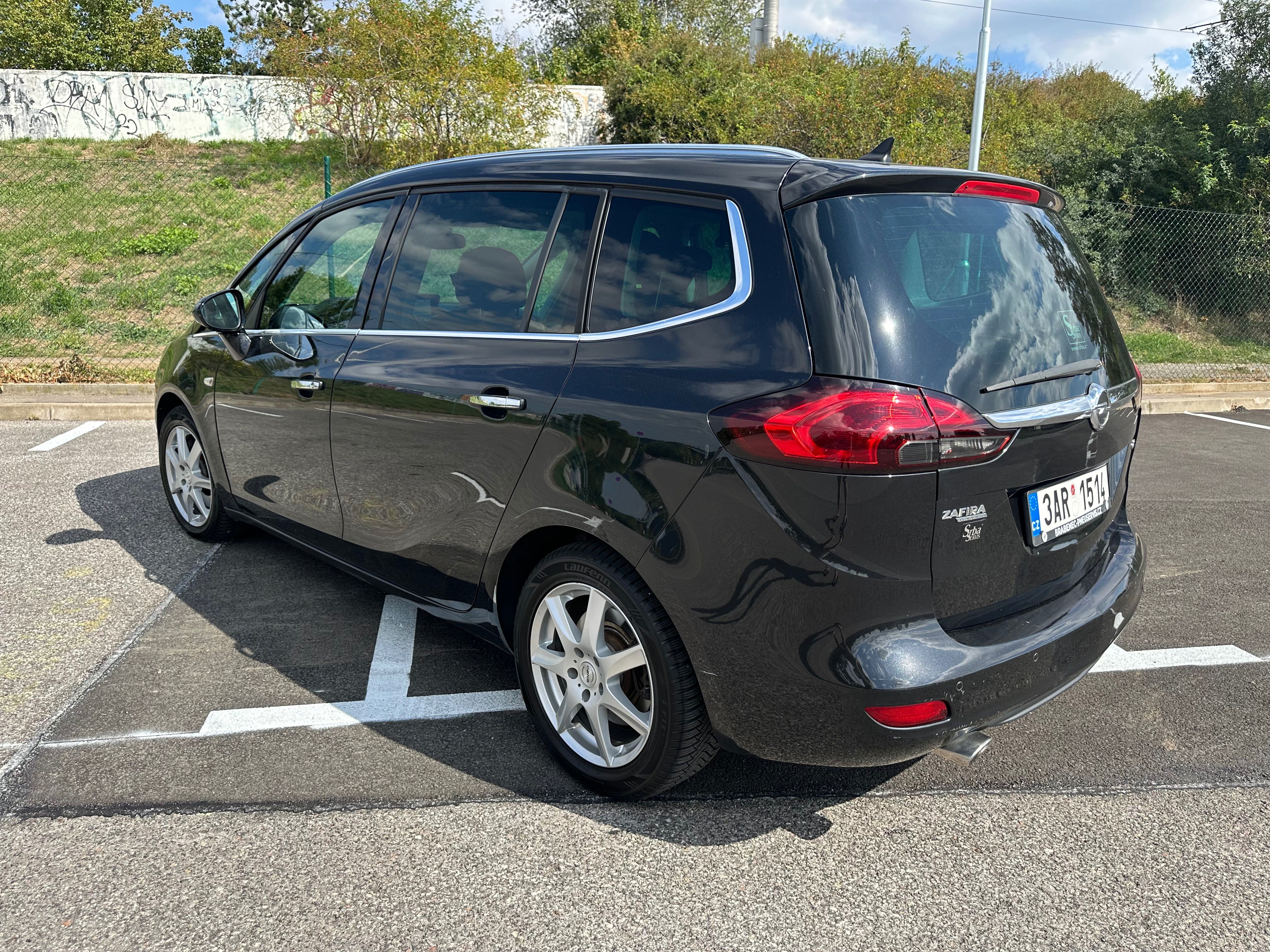 Opel Zafira, 2.0 TDI, sedm míst, poctivé km - fotka 4