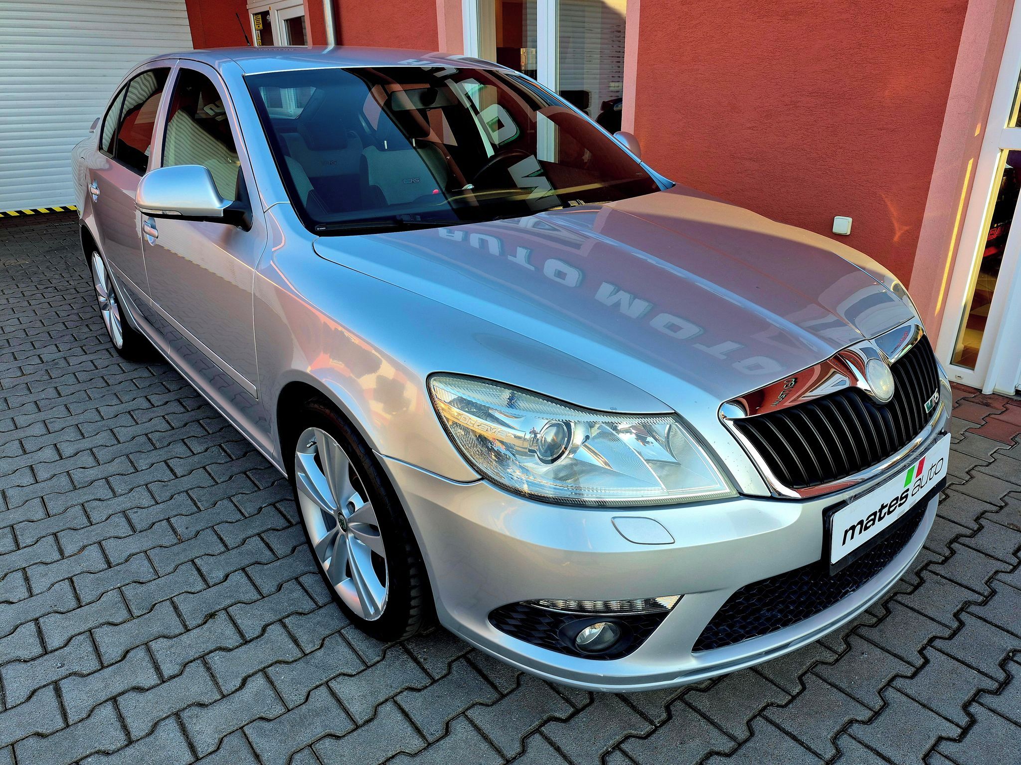 Škoda Octavia, 2.0 TDi 125kw RS FACELIFT - fotka 4