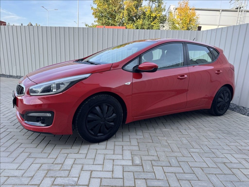 Kia Cee´d, 1,4 i 73kW 2.maj. původ ČR - fotka 3