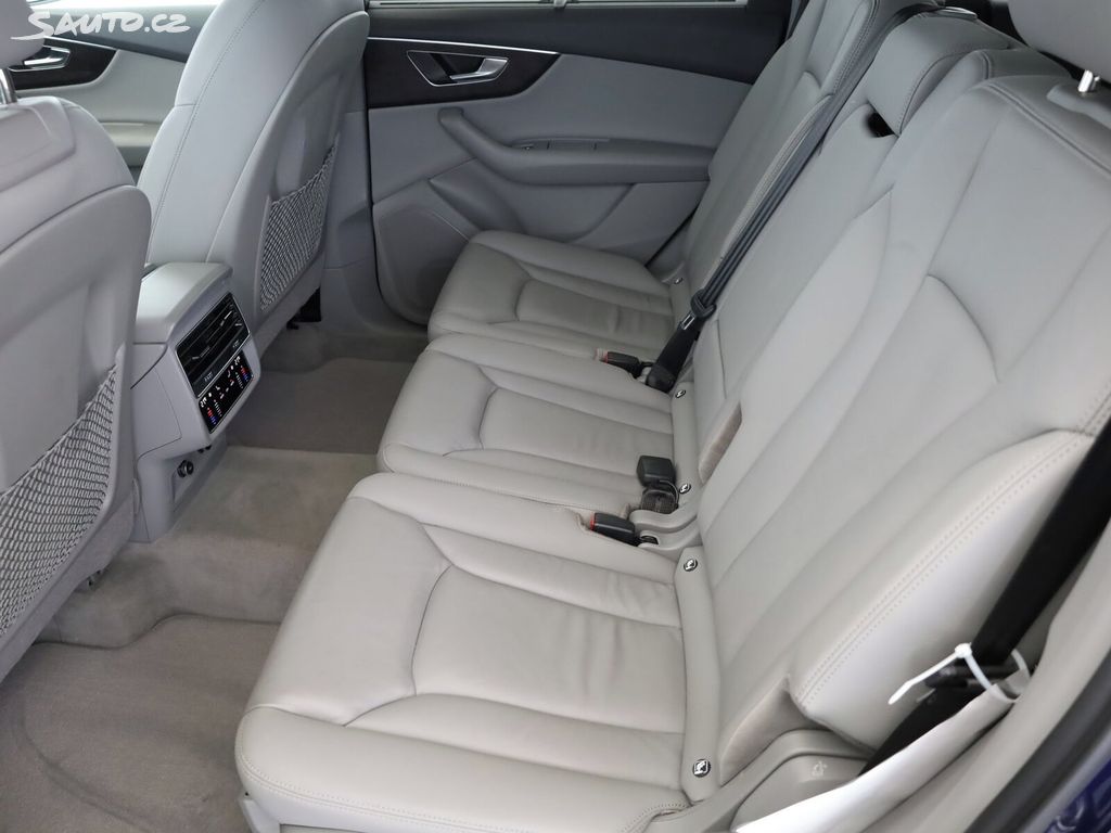 2021 Audi Q7