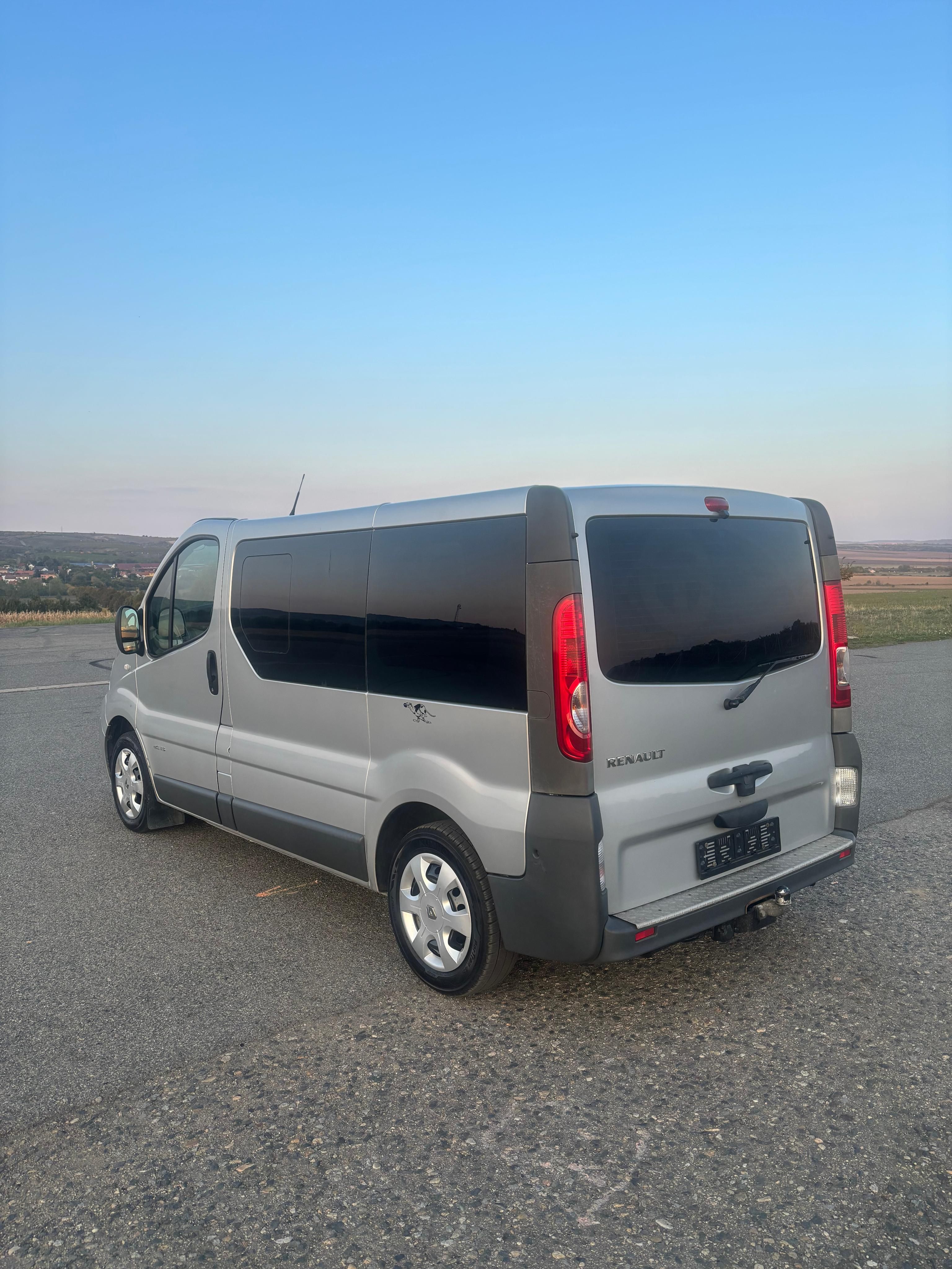 Renault Trafic, 2.0 DCi/84kW Passenger - fotka 5