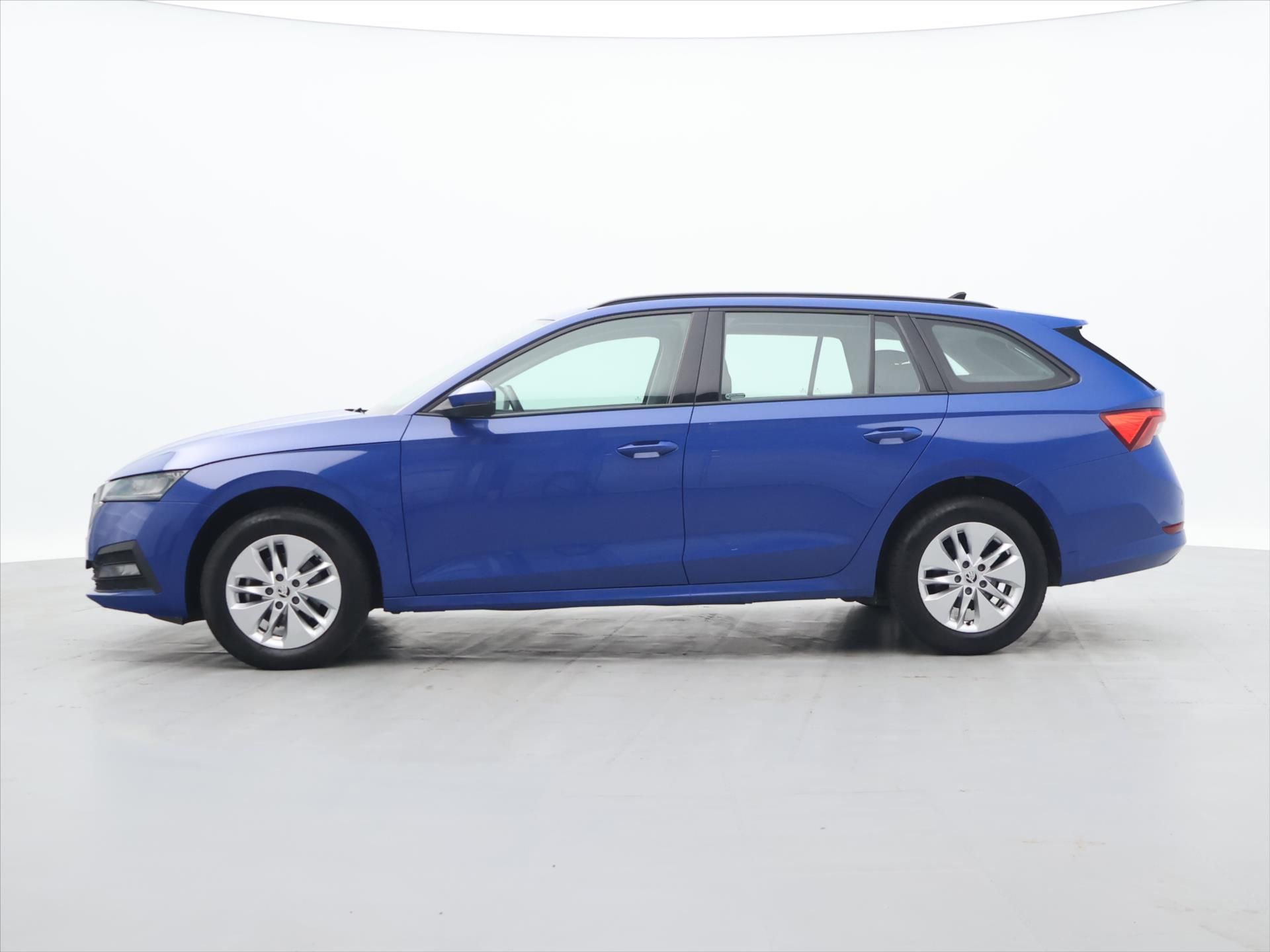 Škoda Octavia, 2,0 TDI 85kW Ambition CZ DPH - fotka 4
