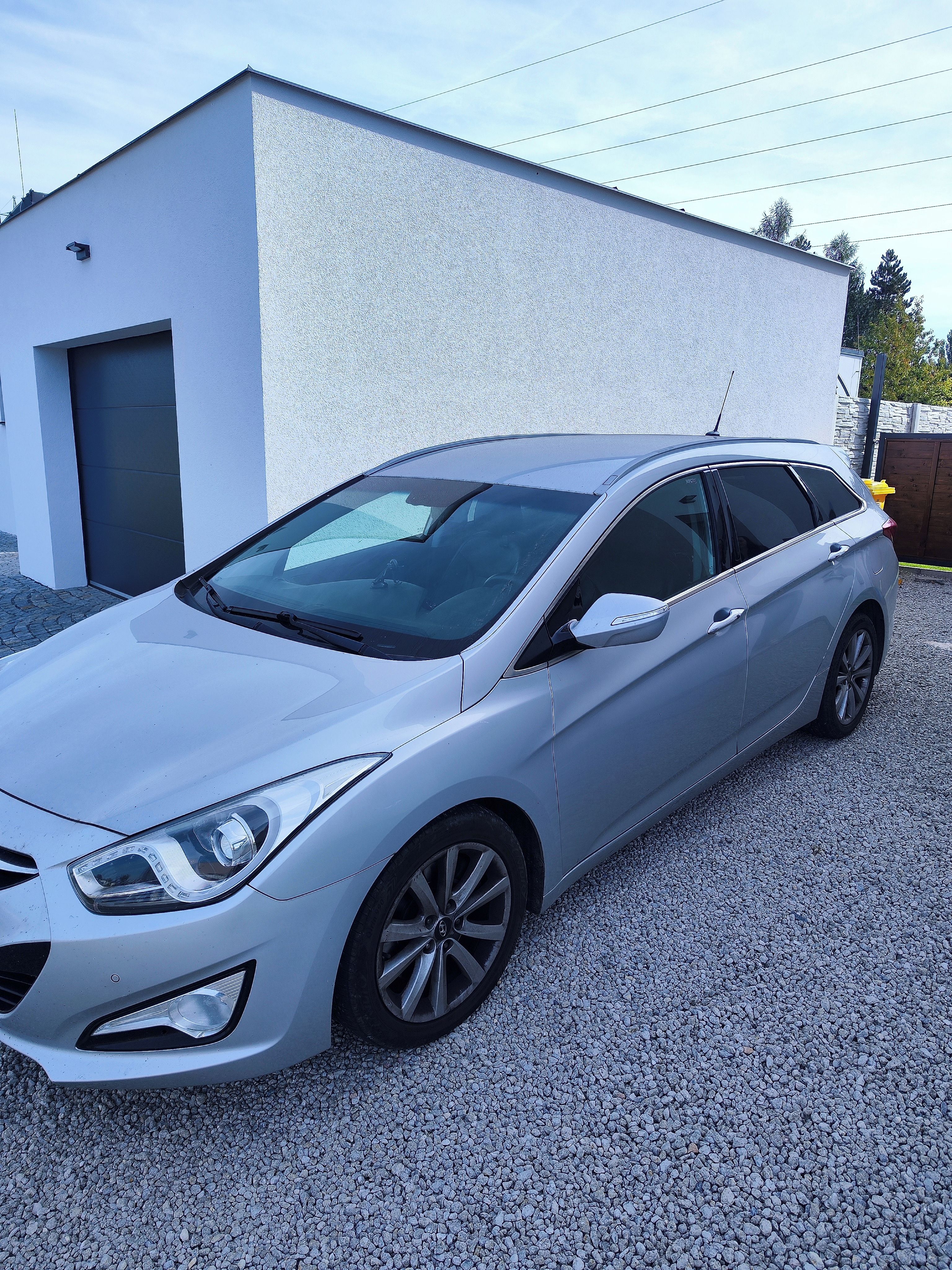 Hyundai i40, 1,7 - fotka 5