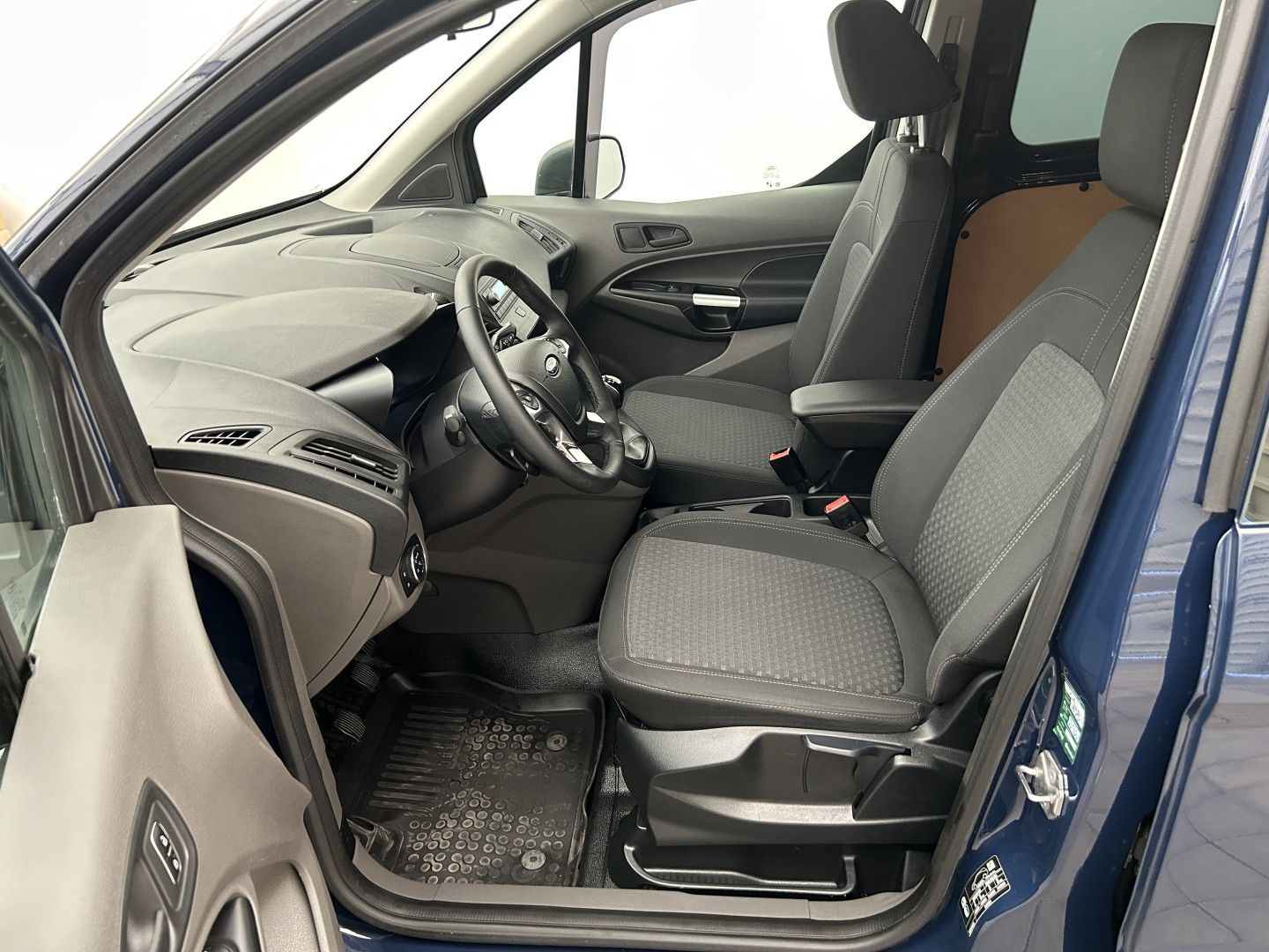 Ford Transit Connect, 1.5TDCI 73kW . - fotka 6