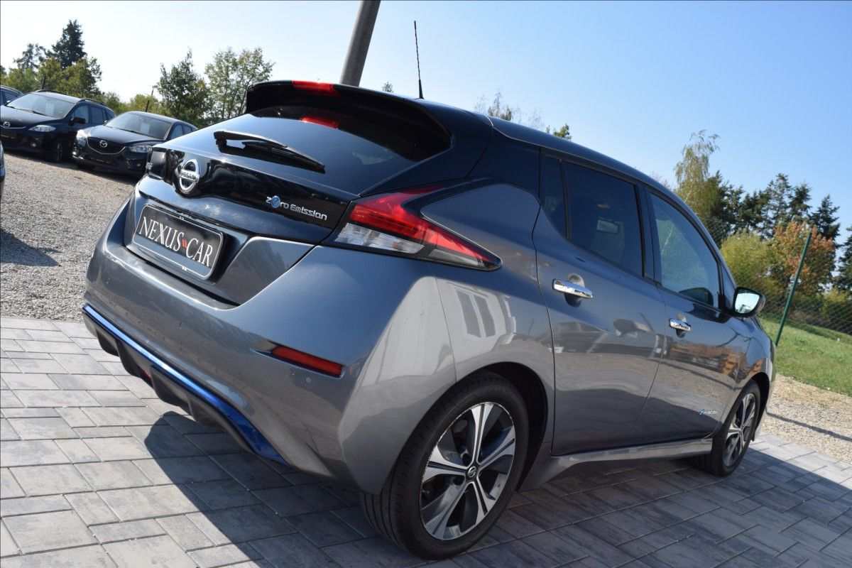 Nissan LEAF, 110KW TEKNA JEDEN MAJITEL - fotka 5
