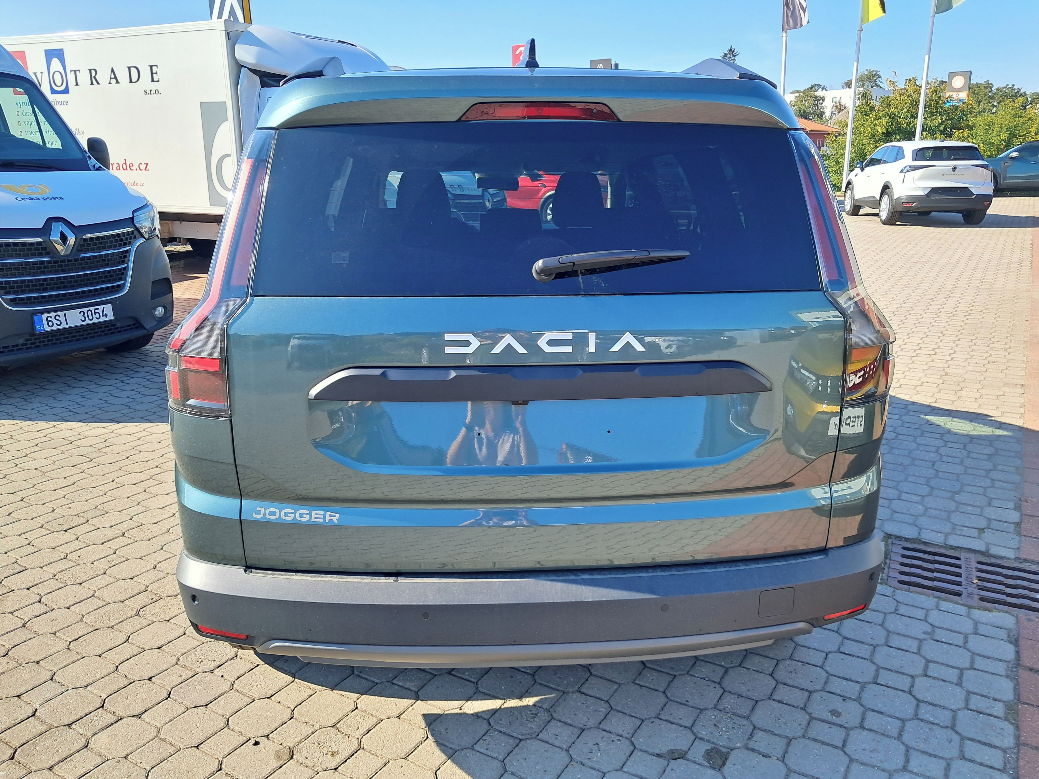 Dacia Jogger, ECO-G 120 Expression - 7 míst - fotka 4