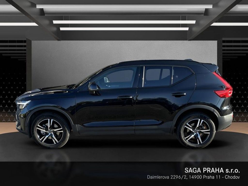 Volvo XC40, B4 Core DCT - fotka 6