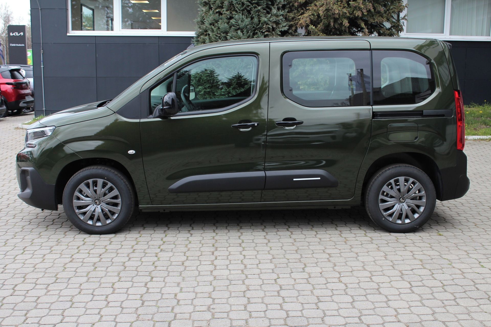 Citroën Berlingo, MAX Diesel 130k Manual - fotka 2